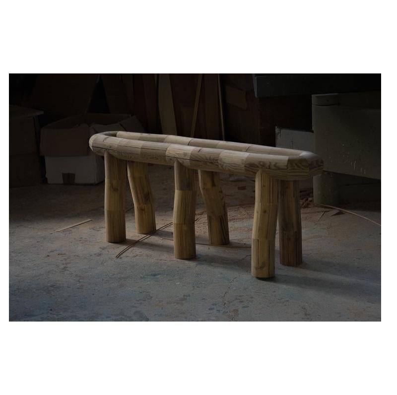 Sedia Segmento Pine Log di David David, realizzata artigianalmente in legno massiccio di colore marrone, da David David in vendita 12