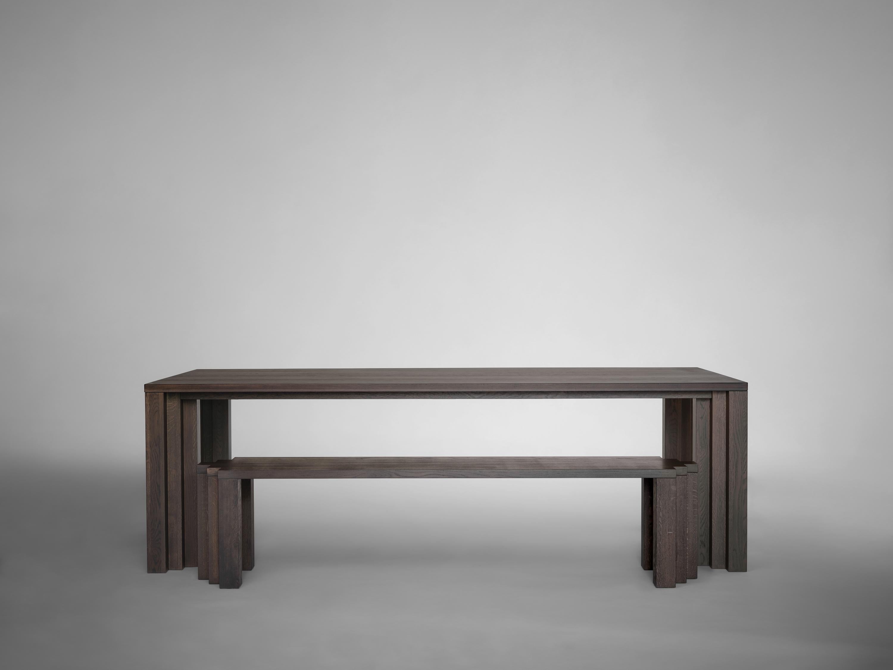 Handcrafted Brutalist Cadence Table in Solid Dark Brown French Oak - Mokko en vente 2