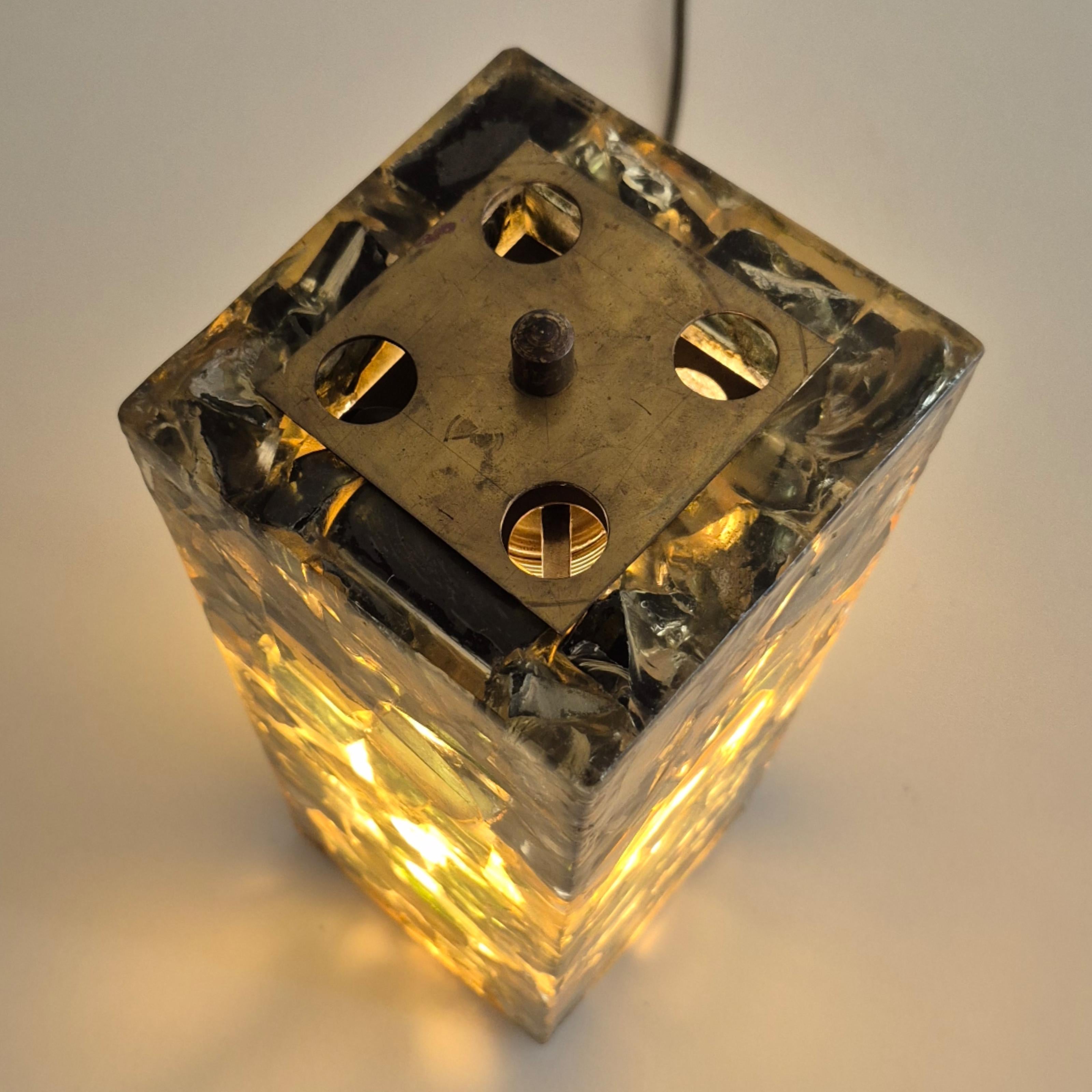 Handcrafted brutalist table lamp, Germany 1960s In Good Condition For Sale In ECHT, NL