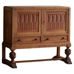 Handcrafted Cabinet in OAK, Mid Century, hergestellt von einem dänischen Schreiner in den 1950er Jahren