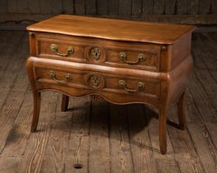Handcrafted Cabinetmaker's French Provincial Commode Chest of Drawers