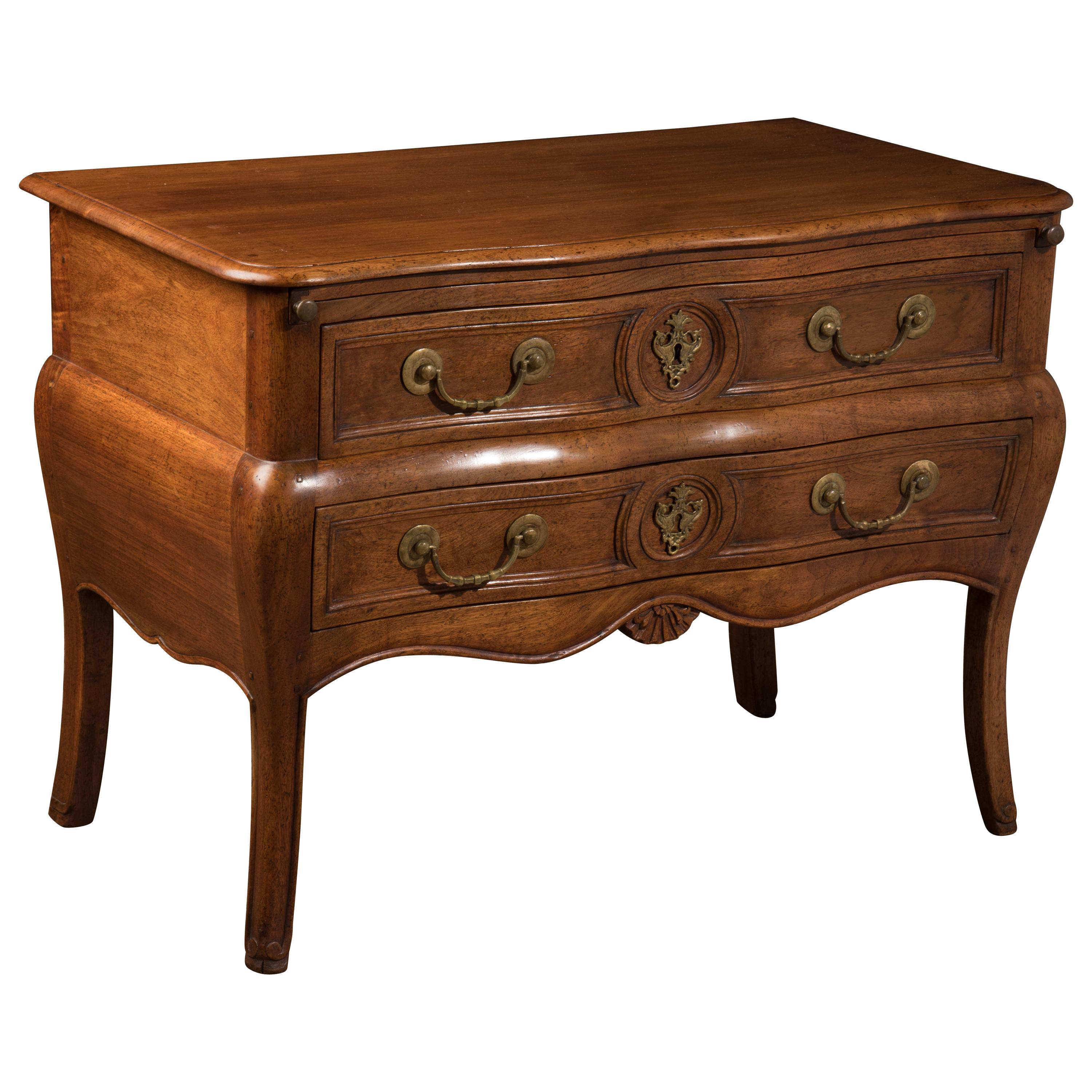 Handcrafted Cabinetmaker's French Provincial Commode Chest of Drawers
