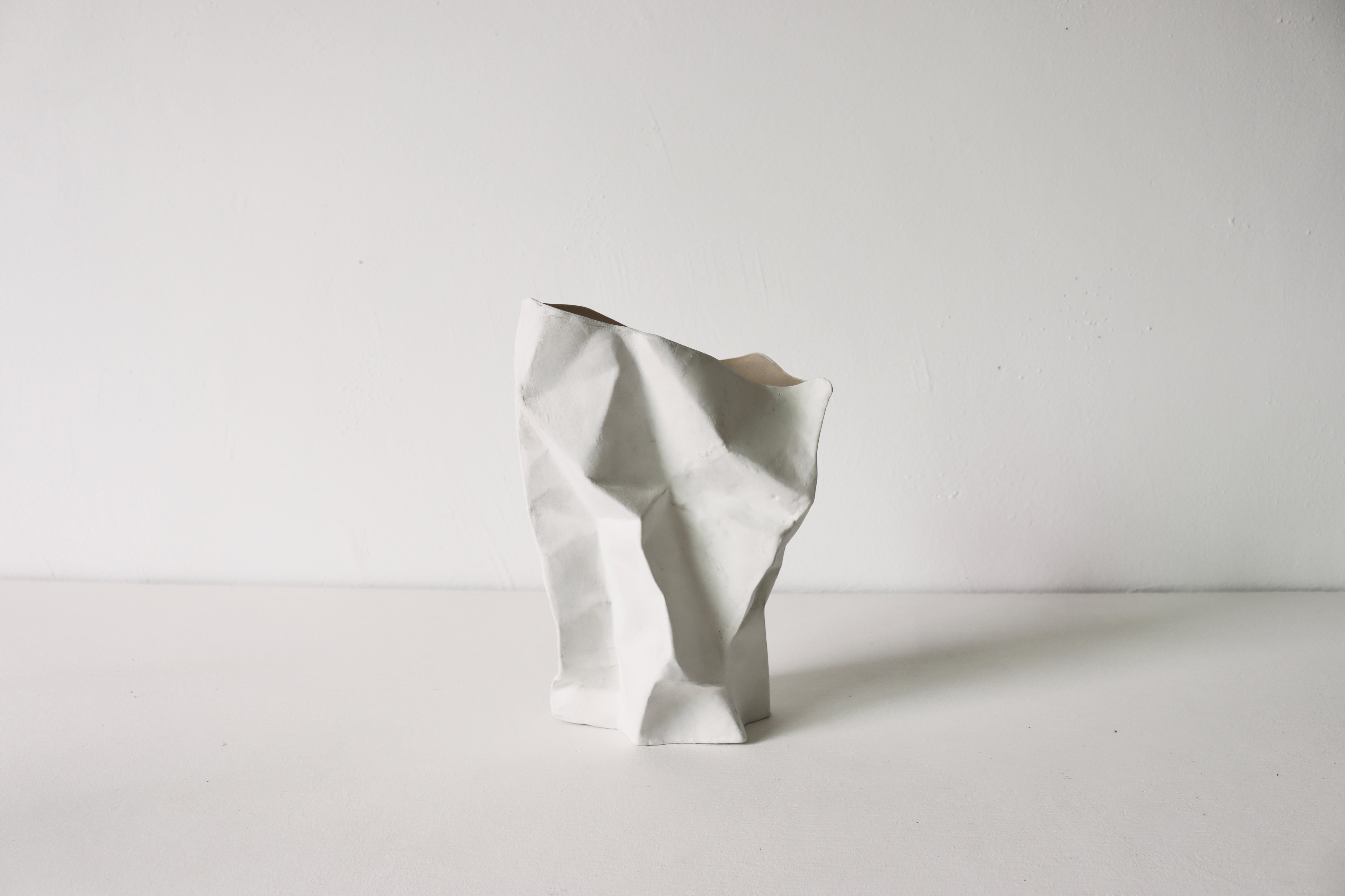 Chinois Vase à sacs en papier en céramique Handcraft (lot de 2)-  Blanc en vente