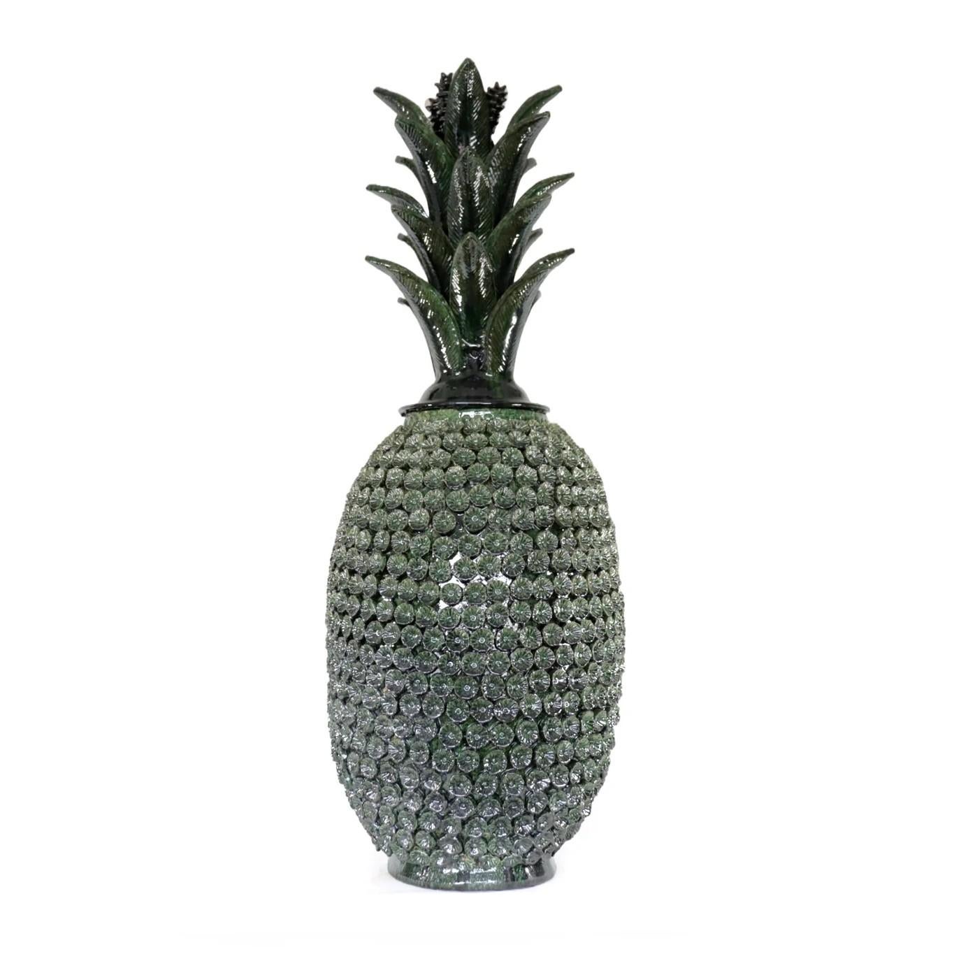Ananas en céramique fait à la main Taille XL Excellent état - En vente à Hallandale Beach, FL
