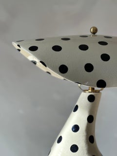 Handgefertigte Keramiklampe mit Tupfen des norwegischen Künstlers Jossolini