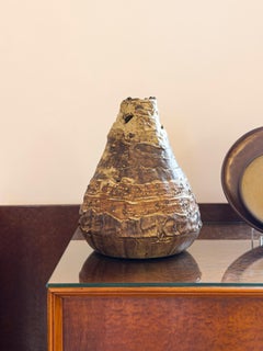 Escultura de cerámica artesanal, hierro vidriado, de Flávia Soares, Brasil