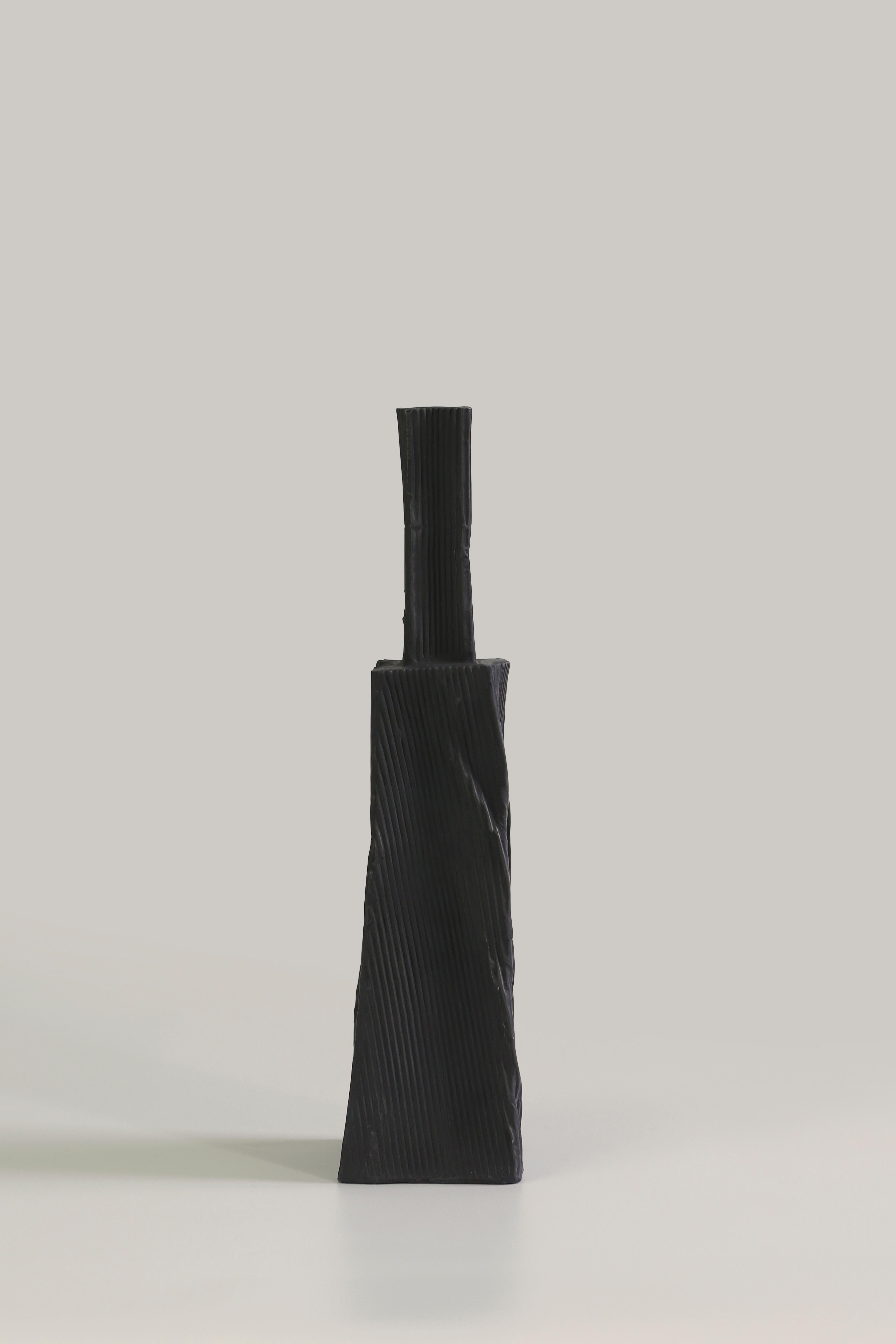 Chinois Vases en céramique fabriqués à la main (set de 2)- avec texture ondulée en vente