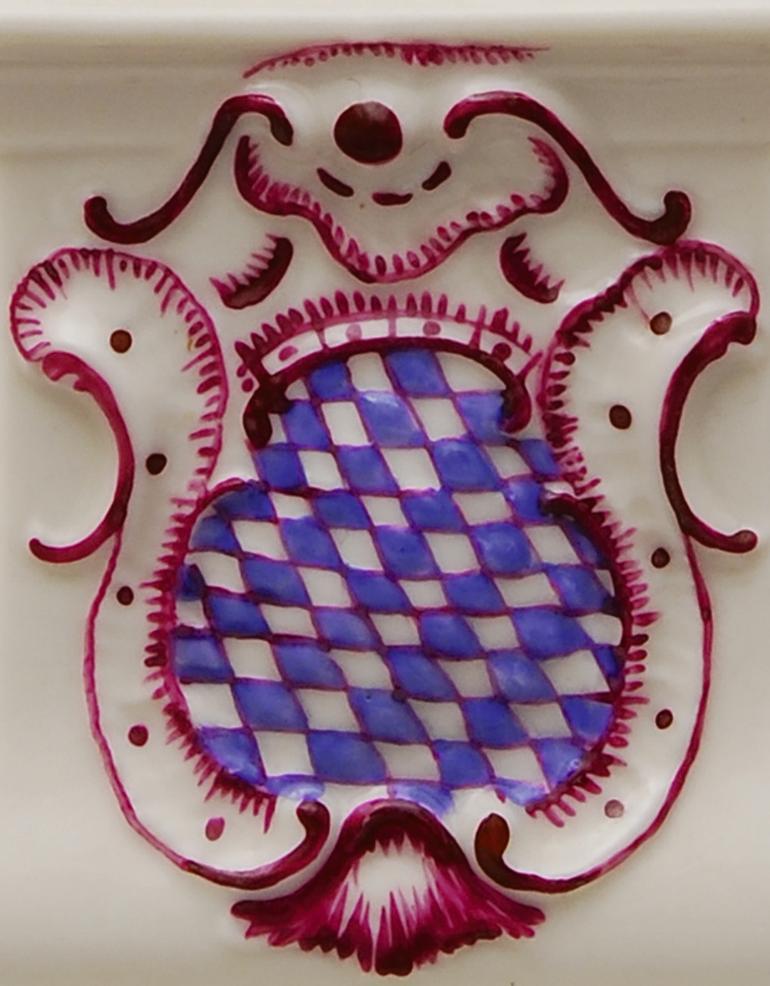Querubín artesanal de la alegoría LUNA - pintado a mano - Nymphenburg Porcelain Alemán en venta