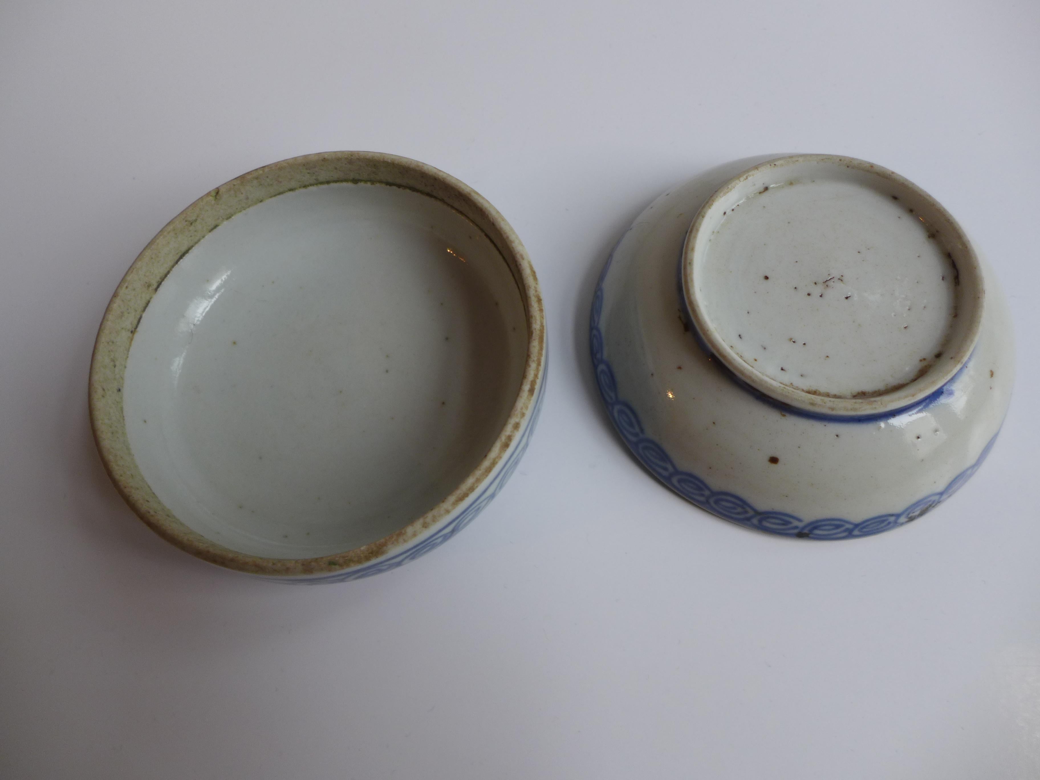 Boîte artisanale en porcelaine chinoise de la période Kangxi Bon état - En vente à Vienna, AT