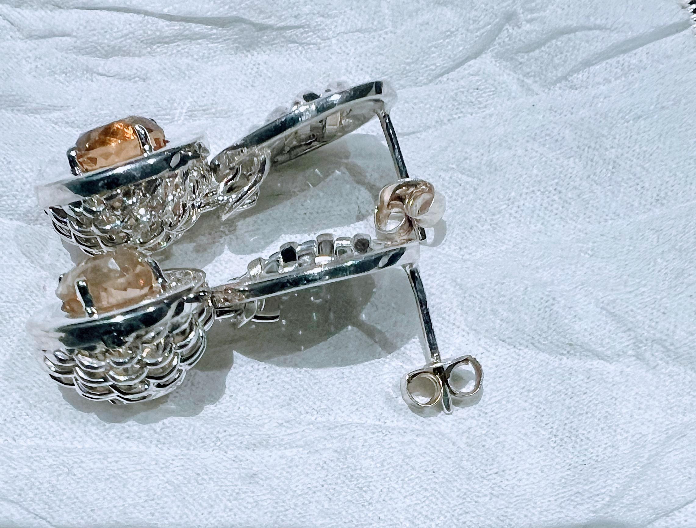 Donna Orecchino a goccia artigianale in argento rodiato con citrino - Tributo all'arte basotho in vendita