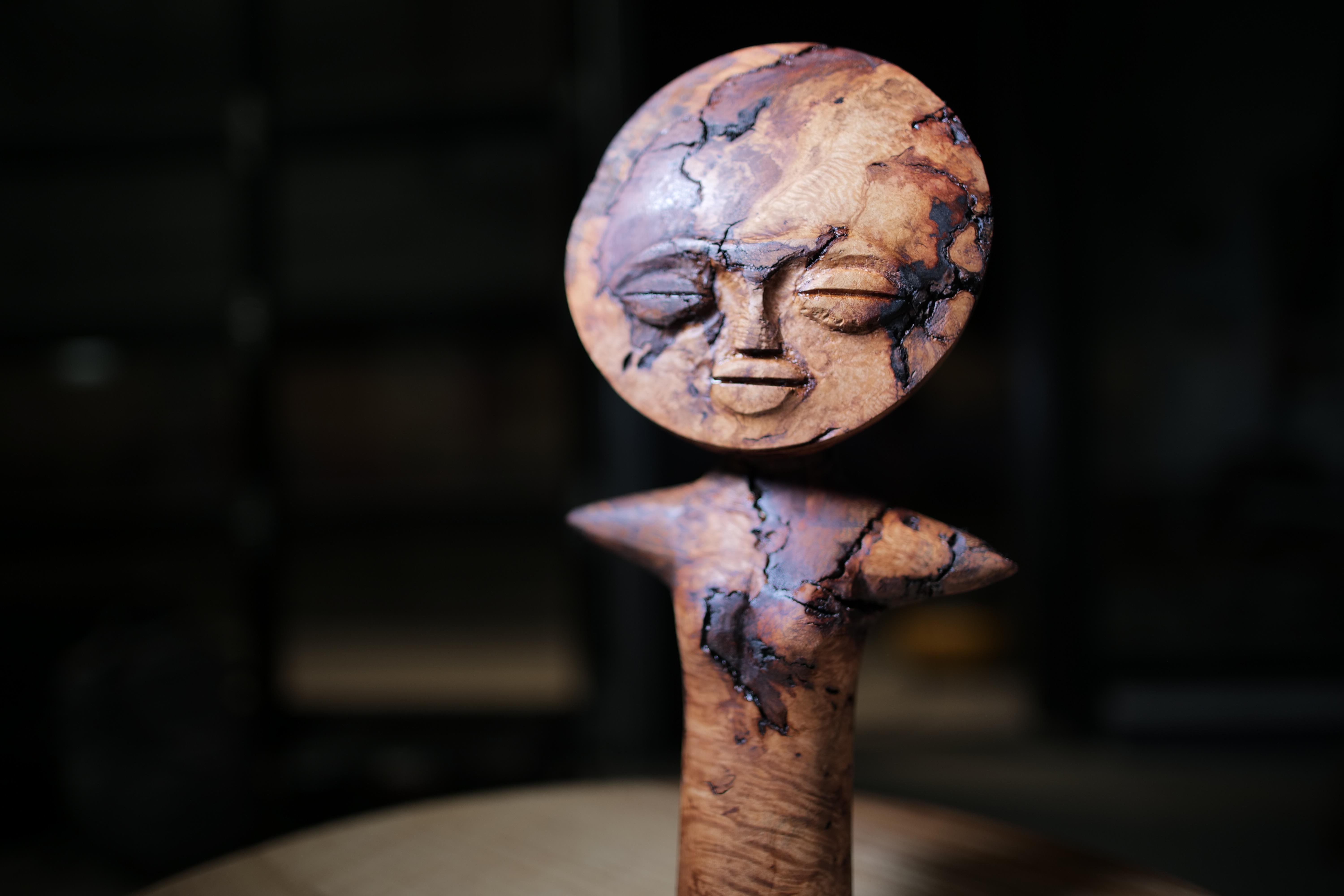 Handcrafted Contemporary Akuaba Doll Sculpture - Inspiriert von Ashanti Tradition im Angebot 2
