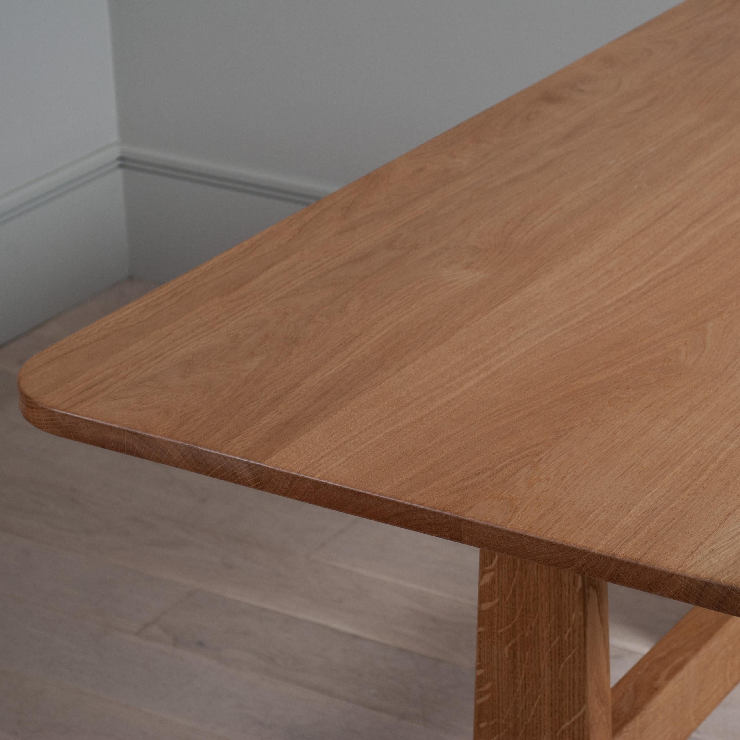 Quercia Tavolo da refettorio in Oak Contemporary realizzato a mano in vendita