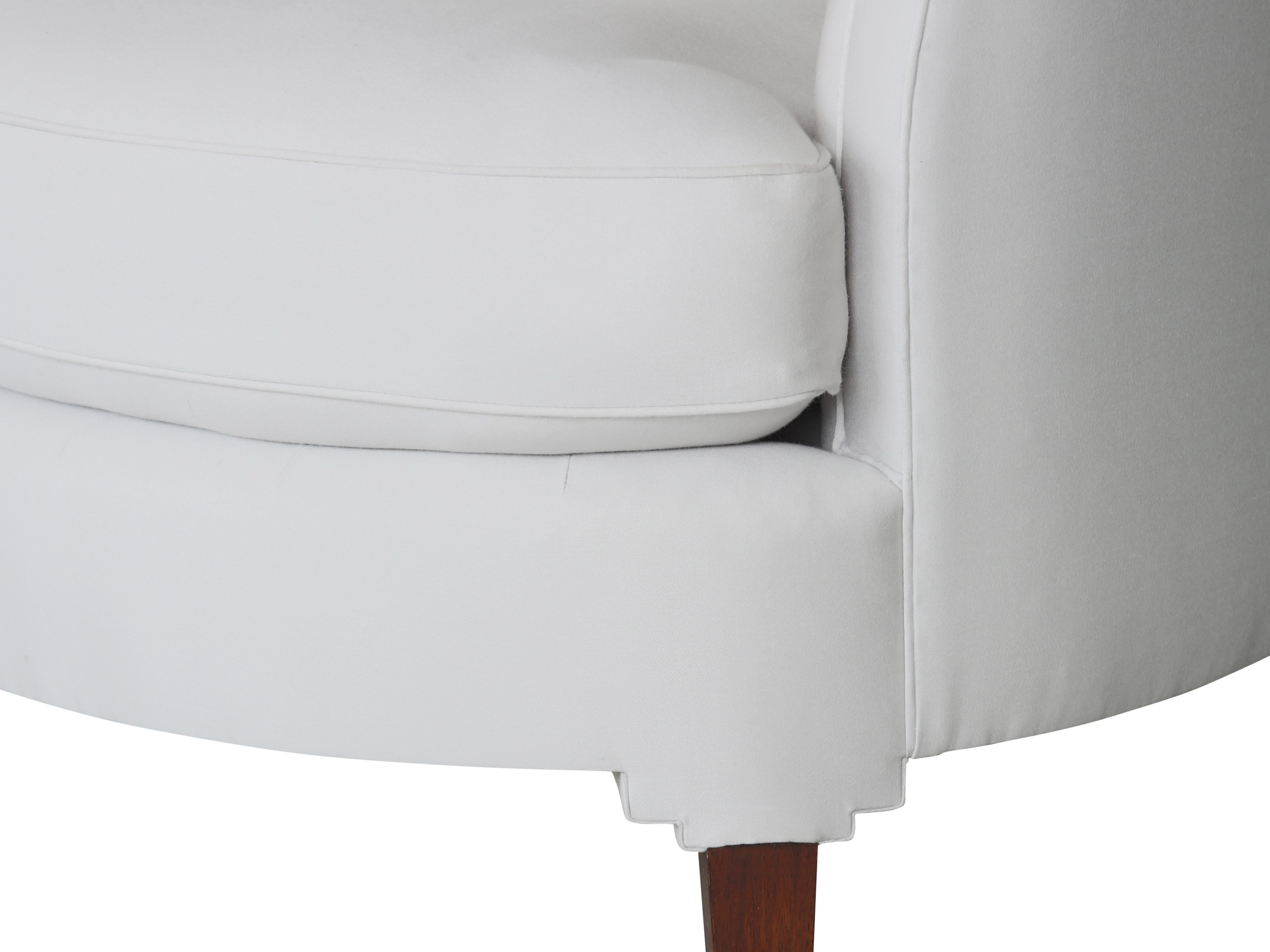 Contemporary Handcrafted Curved Modern Lounge Chaise For Sale