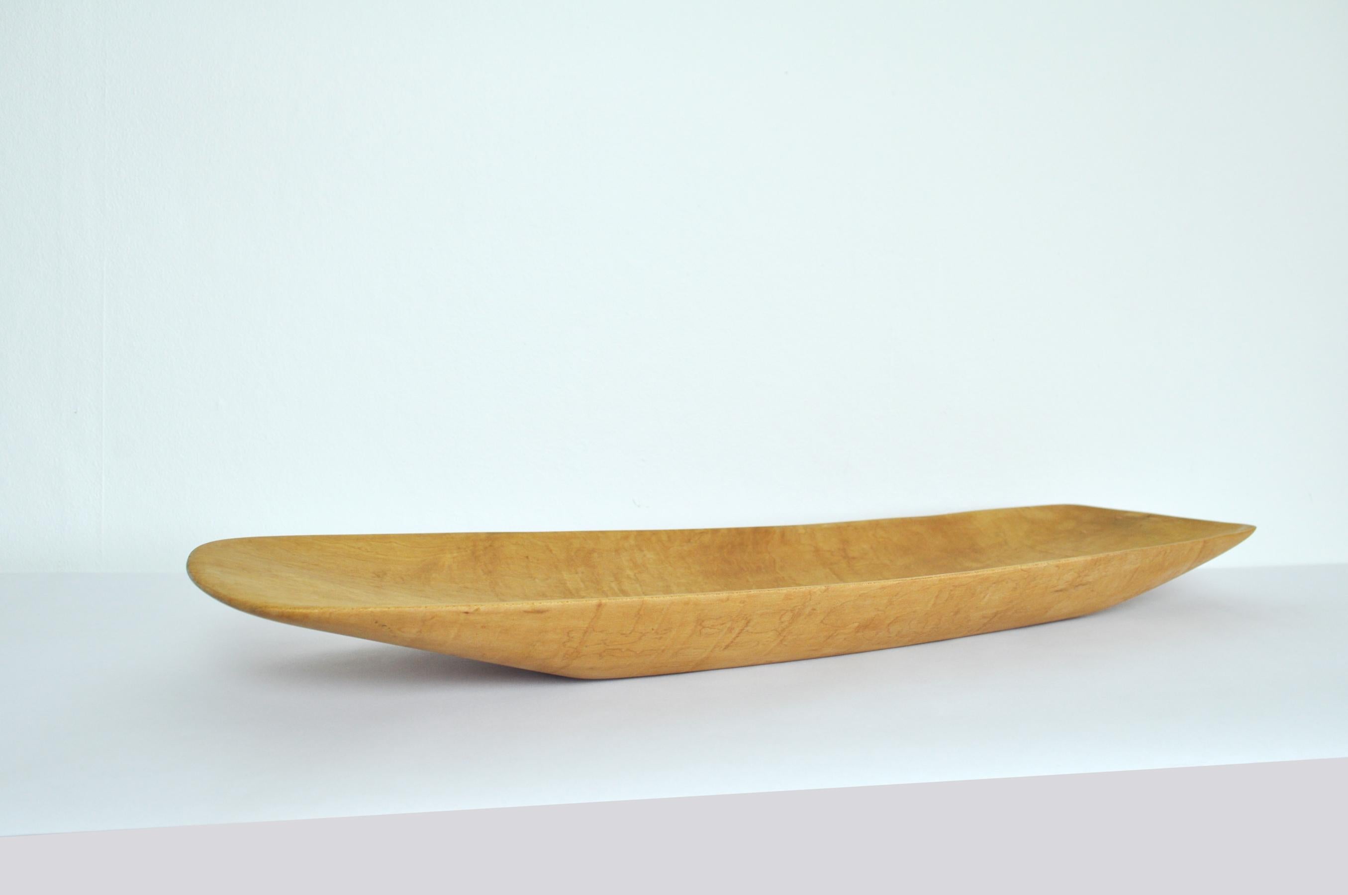 Handcrafted Danish Birch Dish with an Organic Design, 1960s For Sale 5