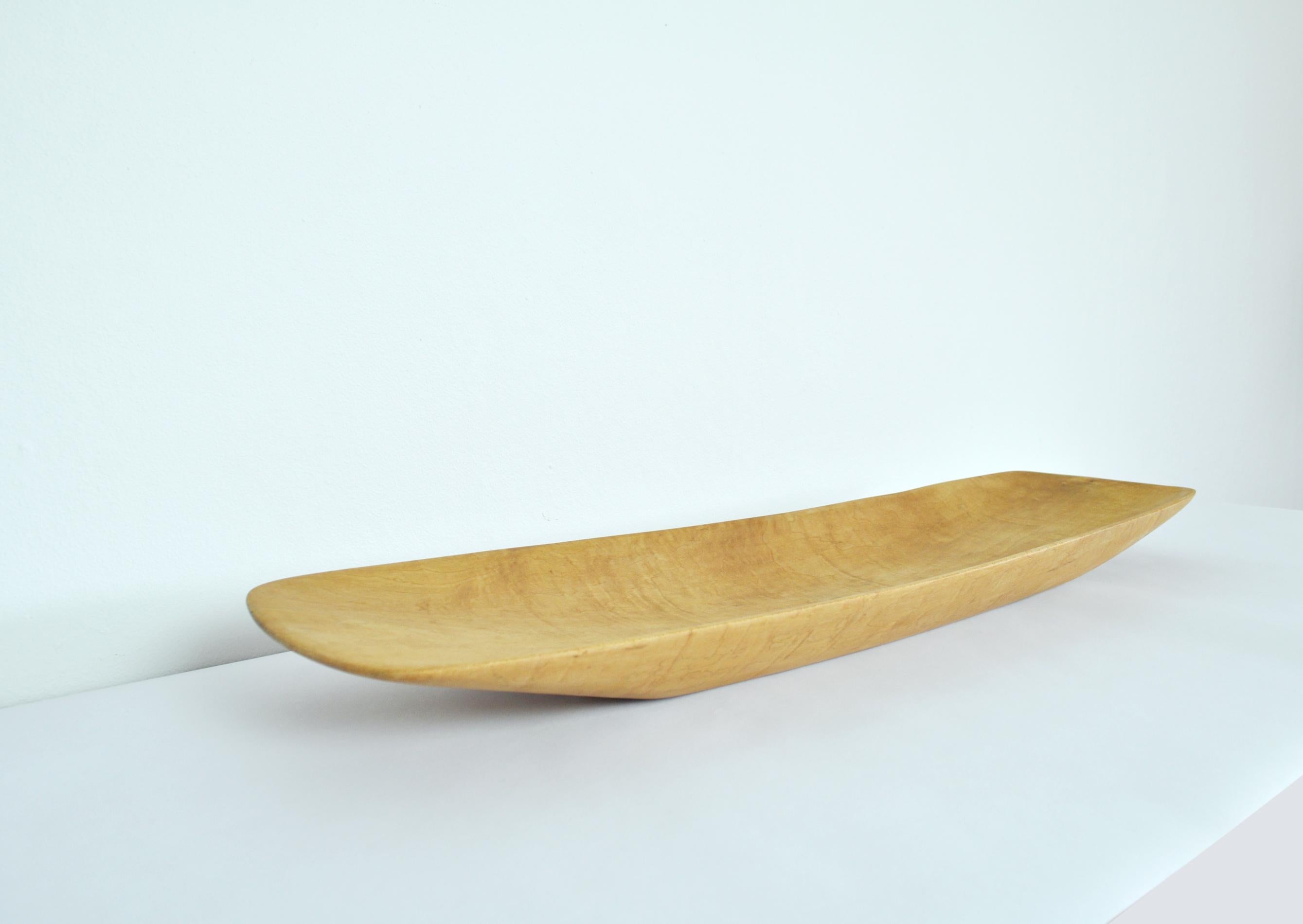Handcrafted Danish Birch Dish with an Organic Design, 1960s In Good Condition For Sale In Vordingborg, DK