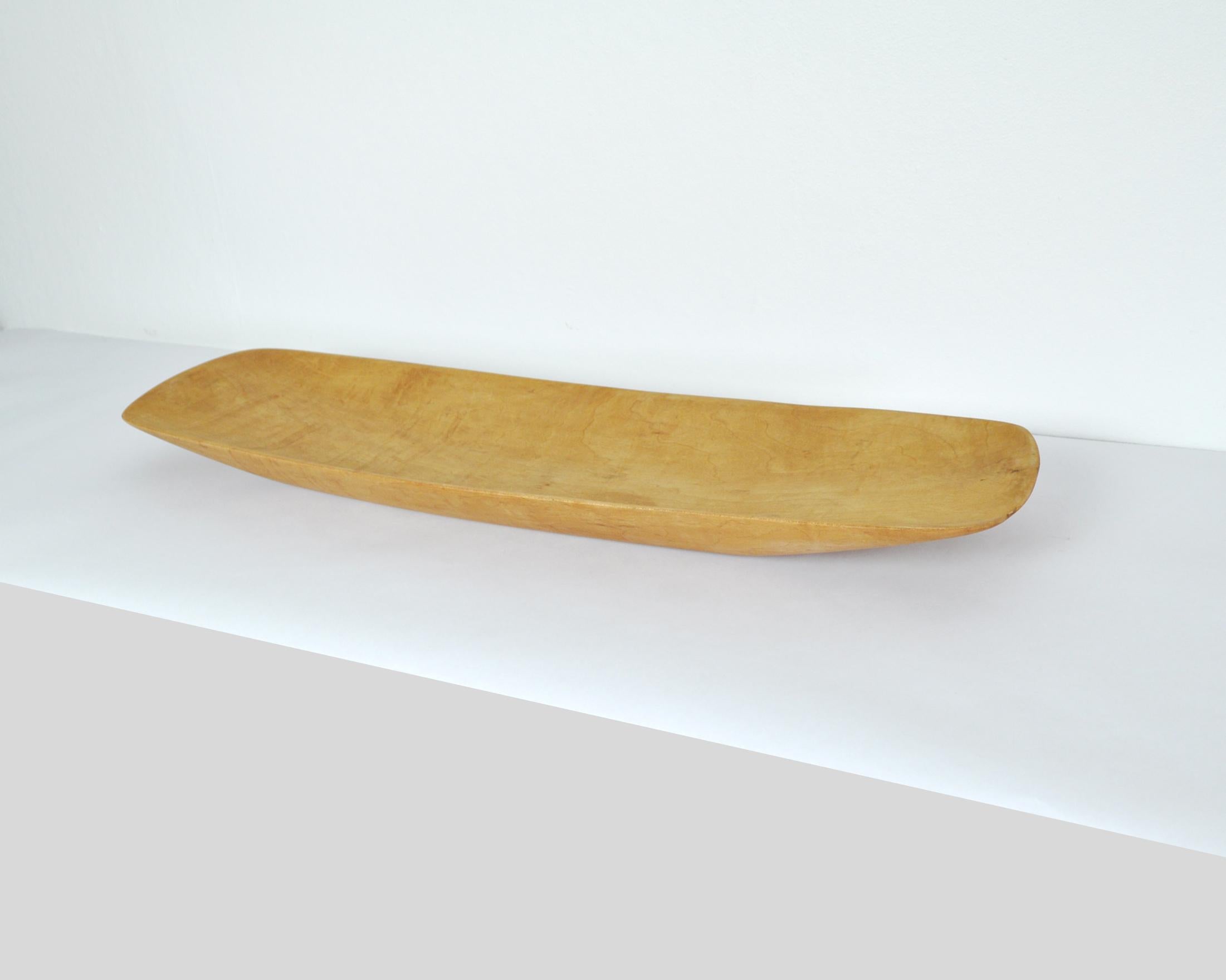Handcrafted Danish Birch Dish with an Organic Design, 1960s For Sale 2