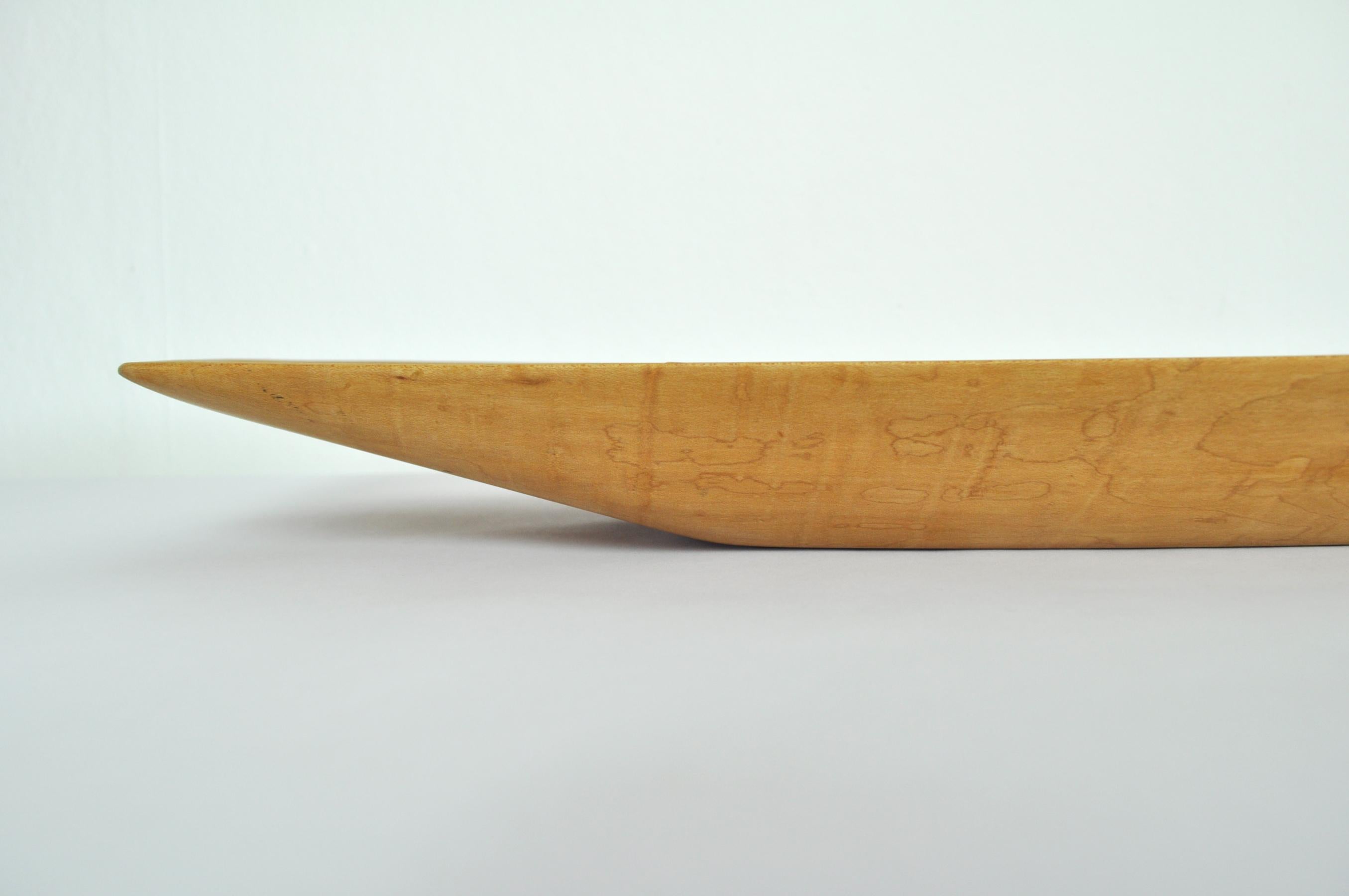 Handcrafted Danish Birch Dish with an Organic Design, 1960s For Sale 4