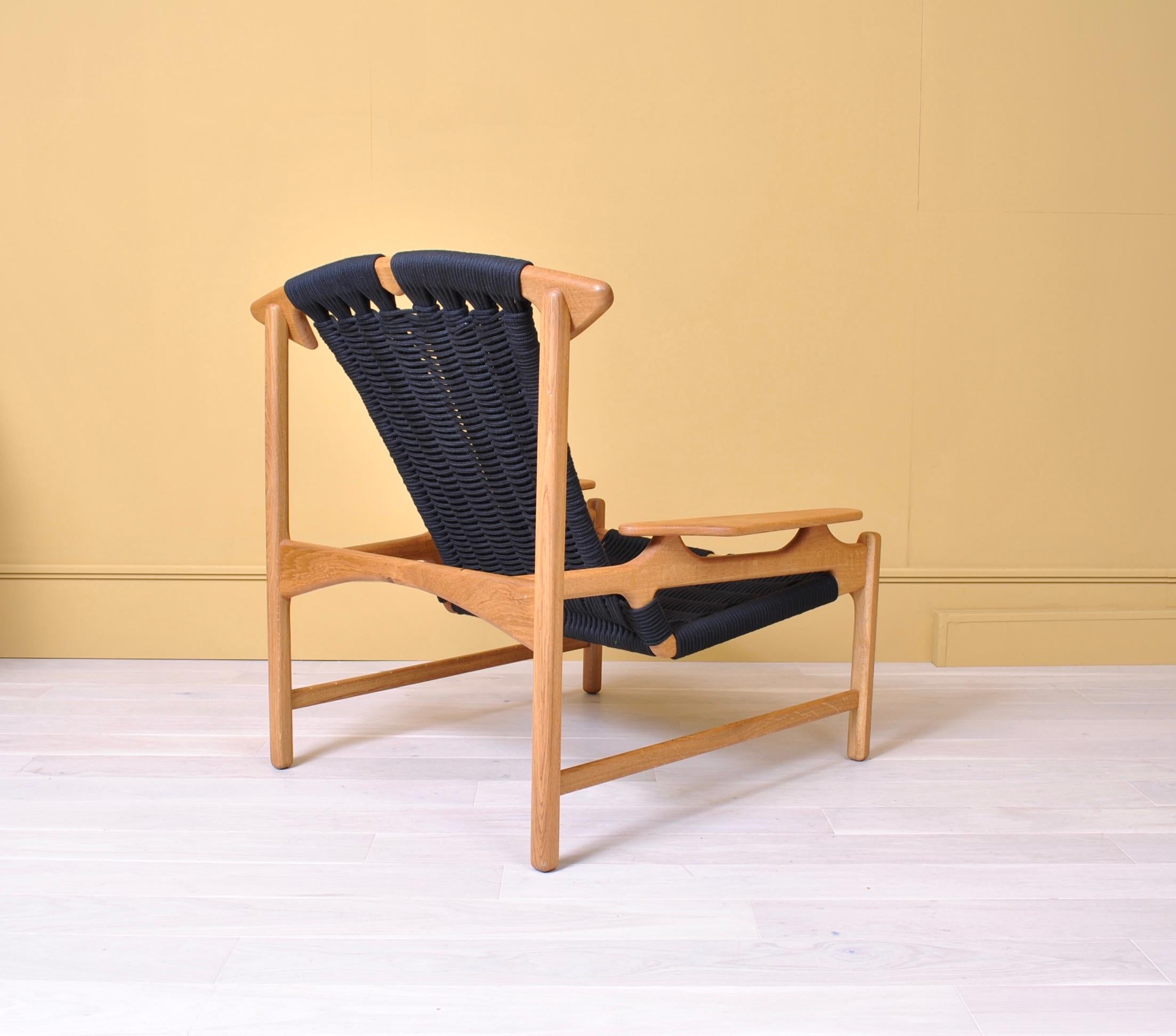 Handcrafted Danish Oak Lounge Chair by Martin Godsk In New Condition In London, GB