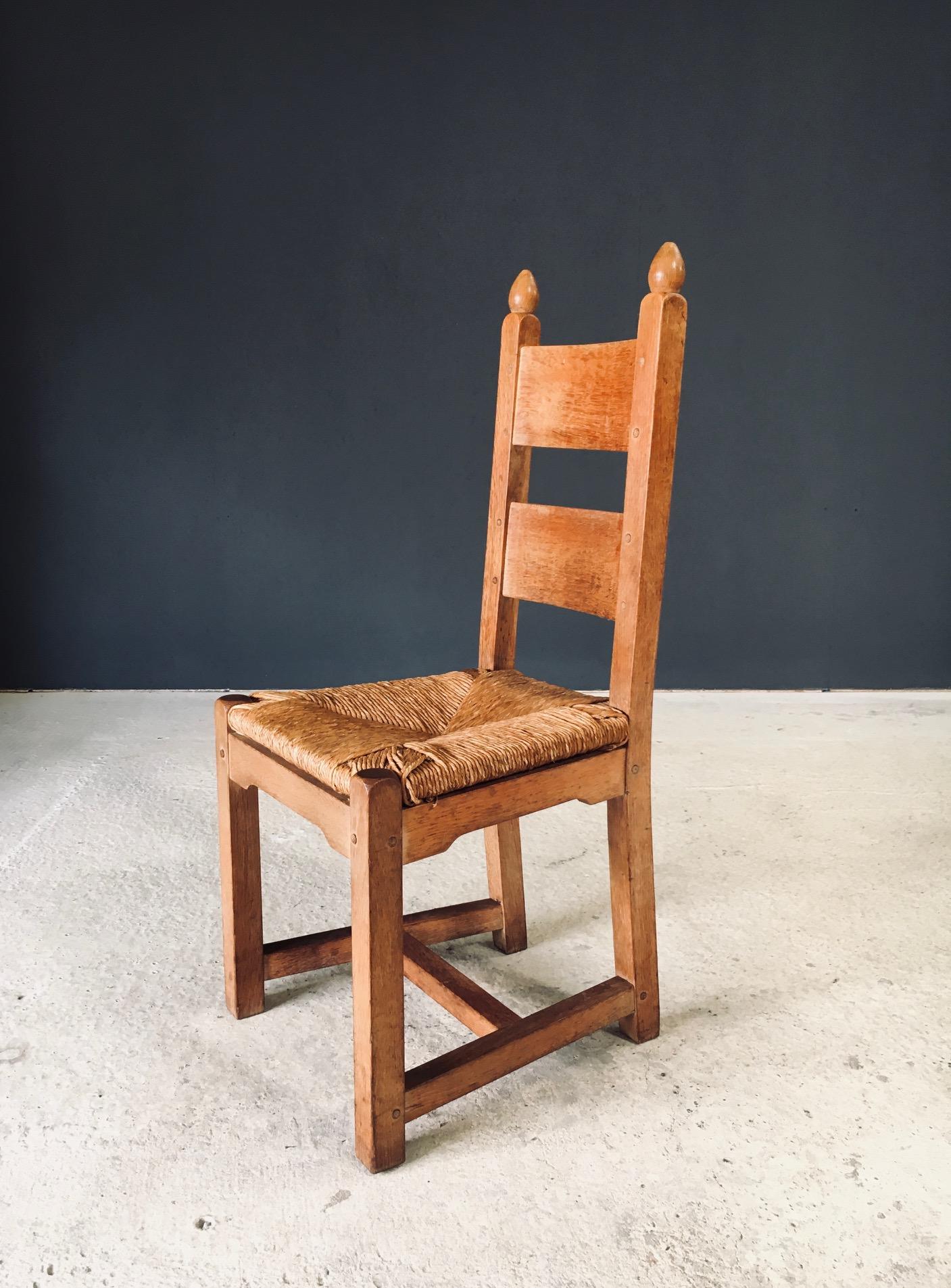 Handgefertigtes Design Schwere Eiche & Binsen Esszimmerstühle, Belgien 1960er Jahre im Angebot 5