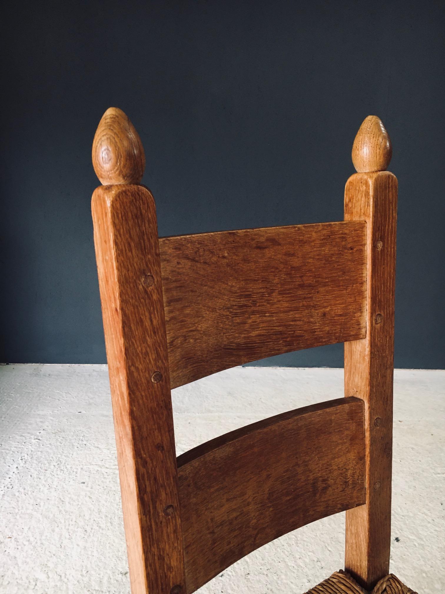 Handgefertigtes Design Schwere Eiche & Binsen Esszimmerstühle, Belgien 1960er Jahre im Angebot 7