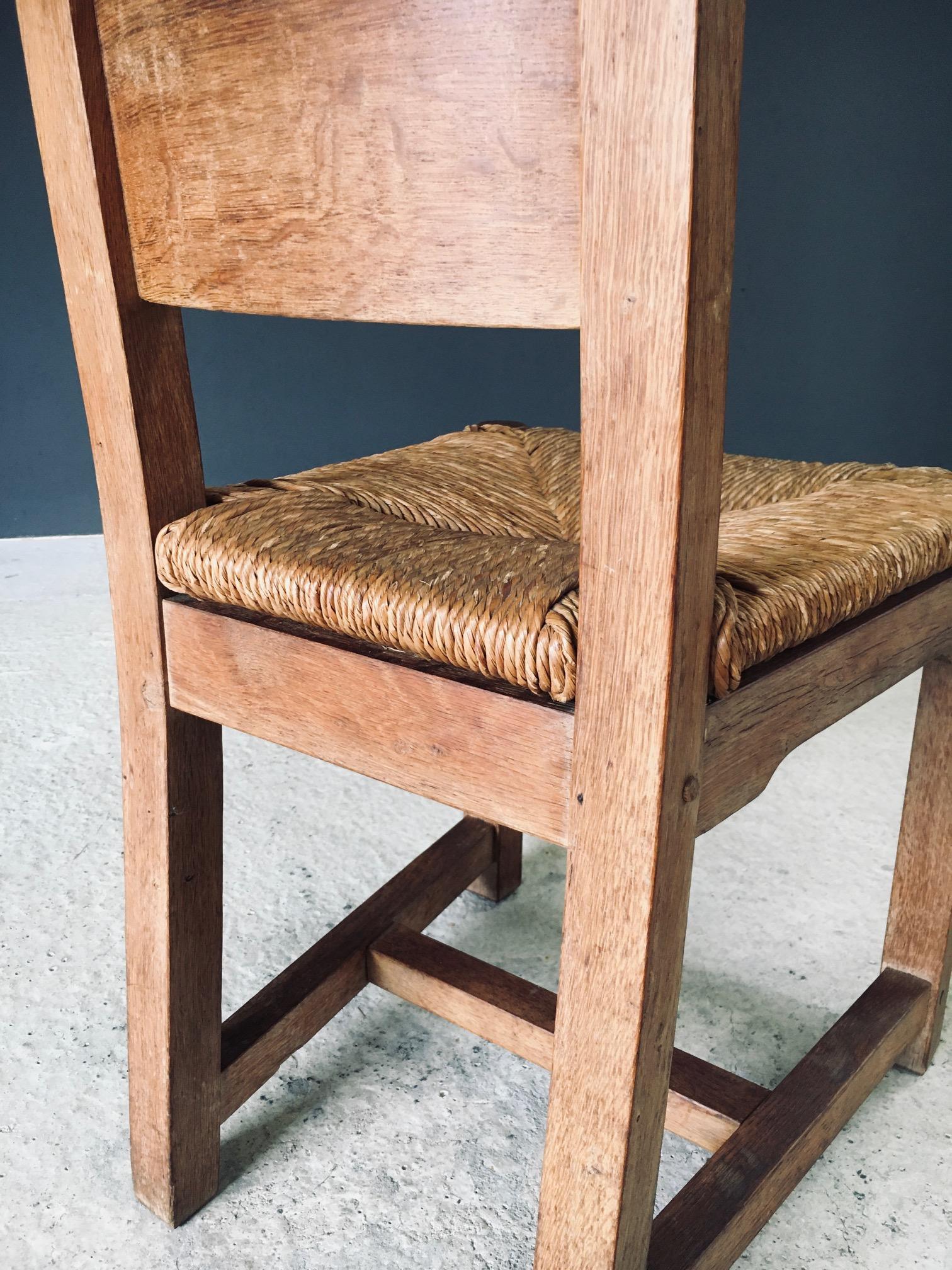 Handgefertigtes Design Schwere Eiche & Binsen Esszimmerstühle, Belgien 1960er Jahre im Angebot 14