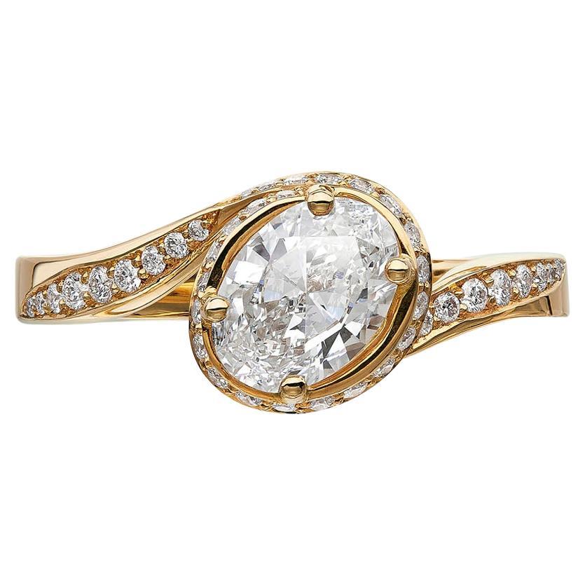 Bague solitaire en diamant fabriquée à la main - or jaune 18K