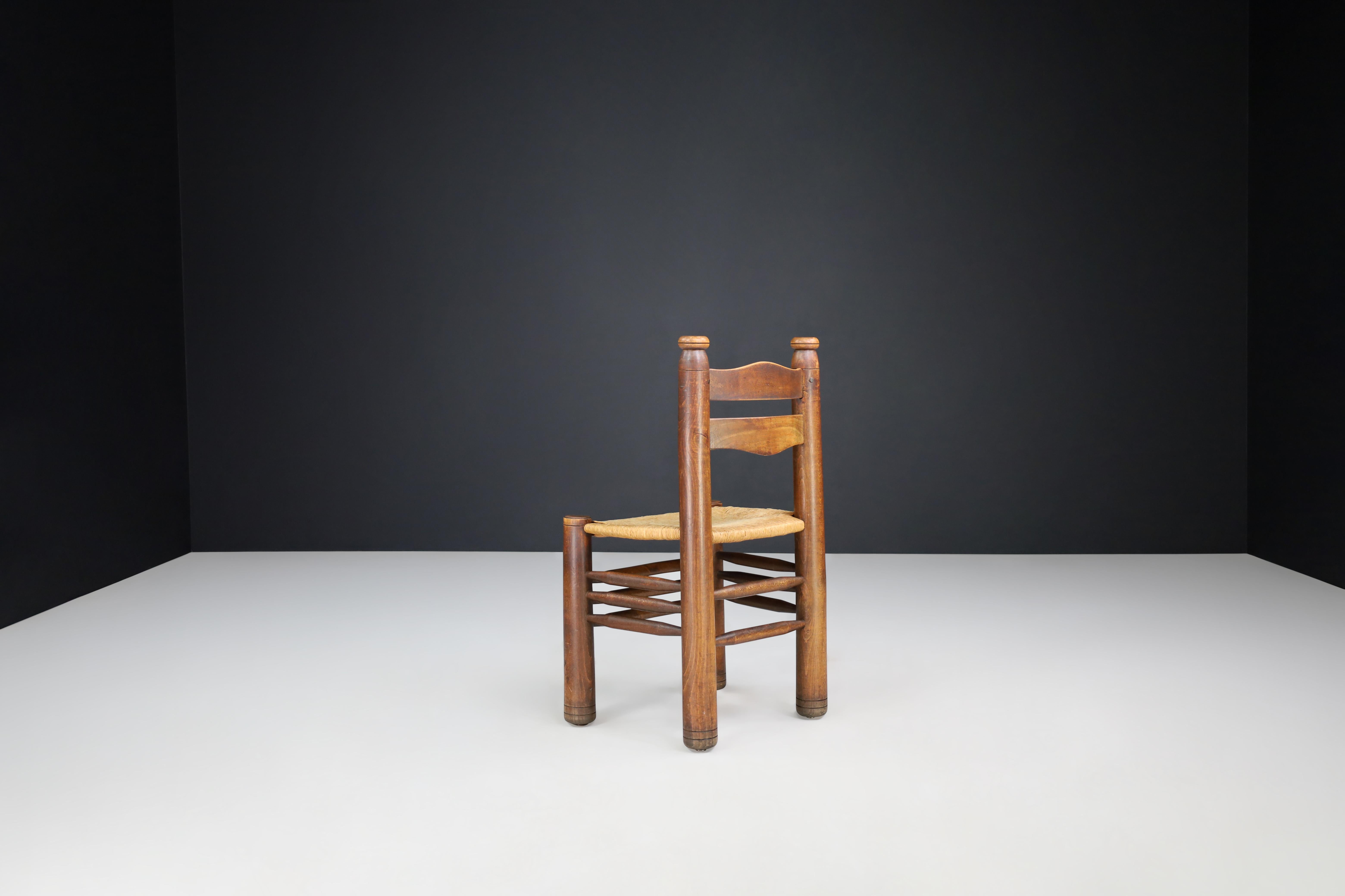 Handcrafted Dining Room Chairs in Wood and Rush, France, 1940s 4