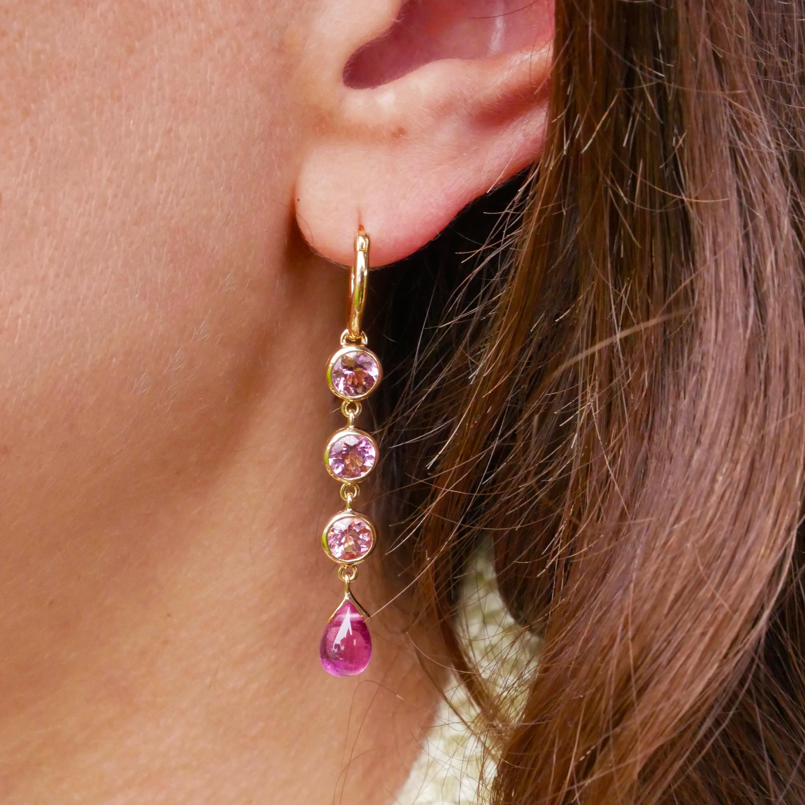 Handgefertigte 1,50 Karat rosa Turmalin 18 Karat Gelbgold Tropfenohrringe (Brillantschliff) im Angebot
