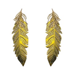 Brave & Beautiful Handcrafted Titanium & Gold Eagle Feather Earrings & Diamonds (en anglais)