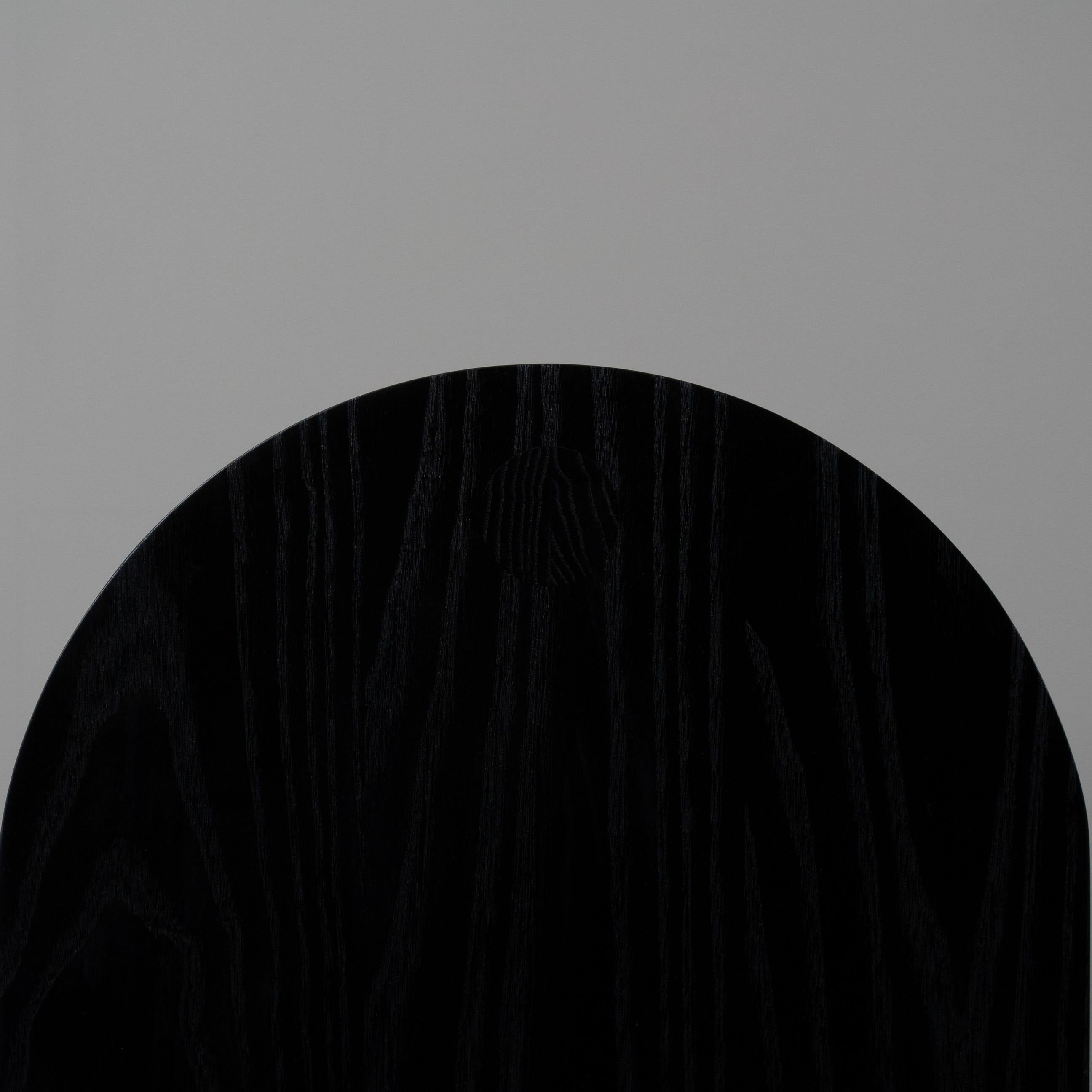 Tavolo da notte a più livelli in Oak Oak Ebanizzato fatto a mano in vendita 1