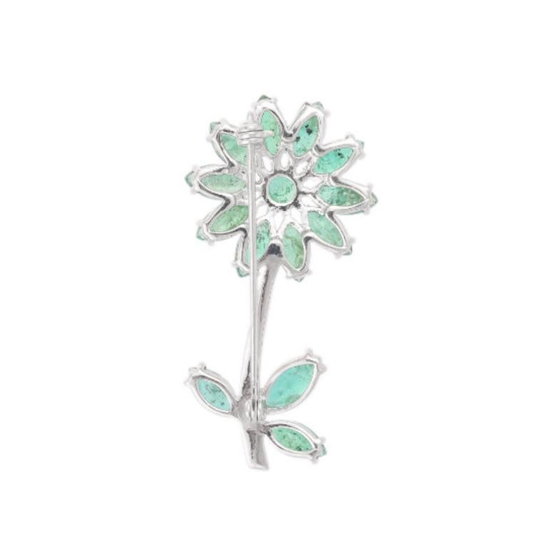 Handmade Genuine Emerald Flower Brooch in 925 Sterling Silver In New Condition For Sale In Houston, TX