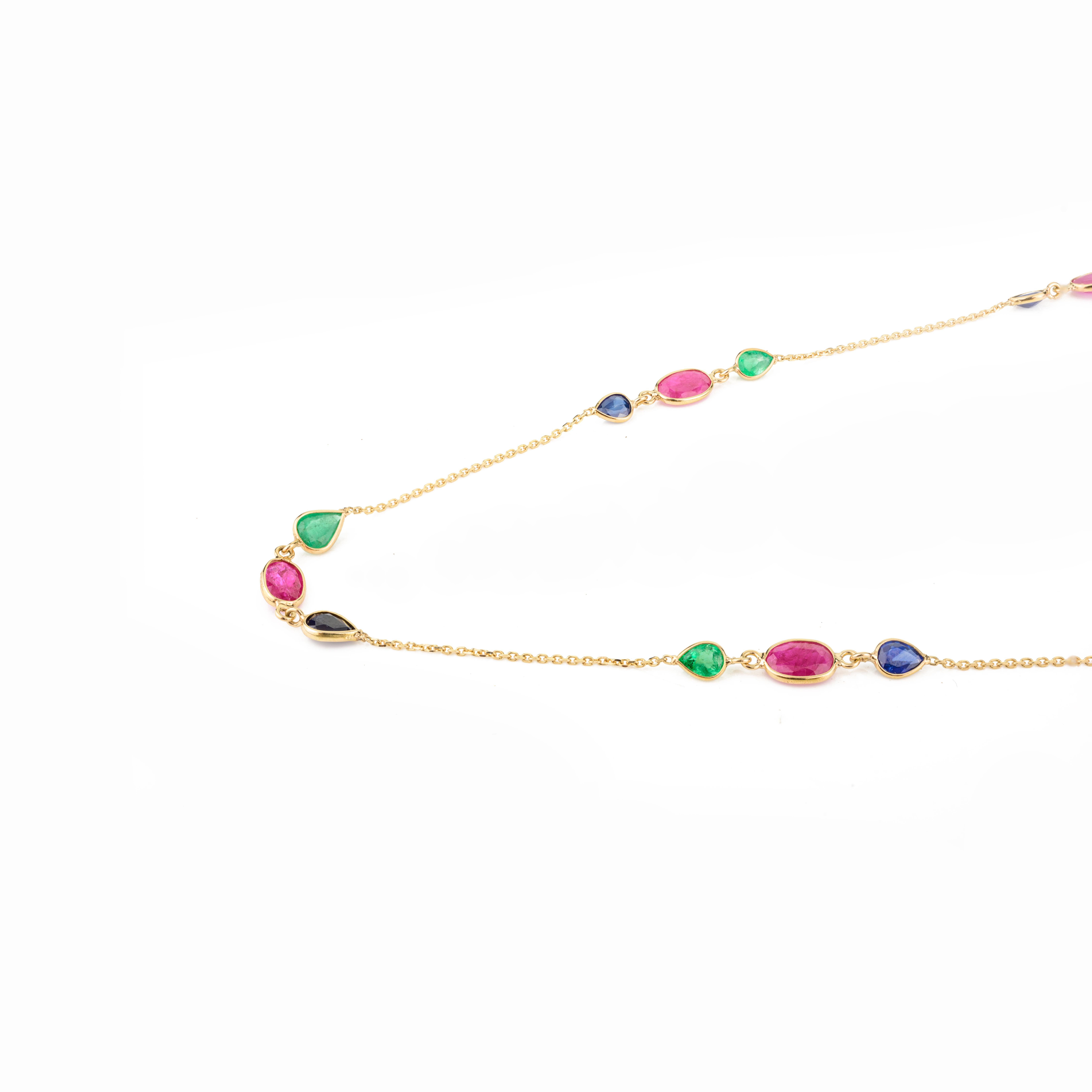 Contemporary Handcrafted Emerald Ruby Sapphire Chain Necklace in 18k Yellow Gold For Mom For Sale