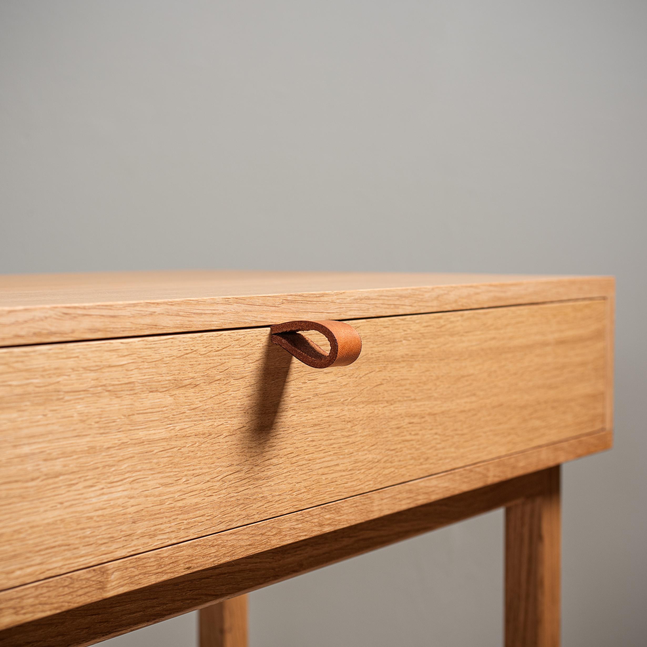 Handcrafted English Oak Console or Vanity Table For Sale 5