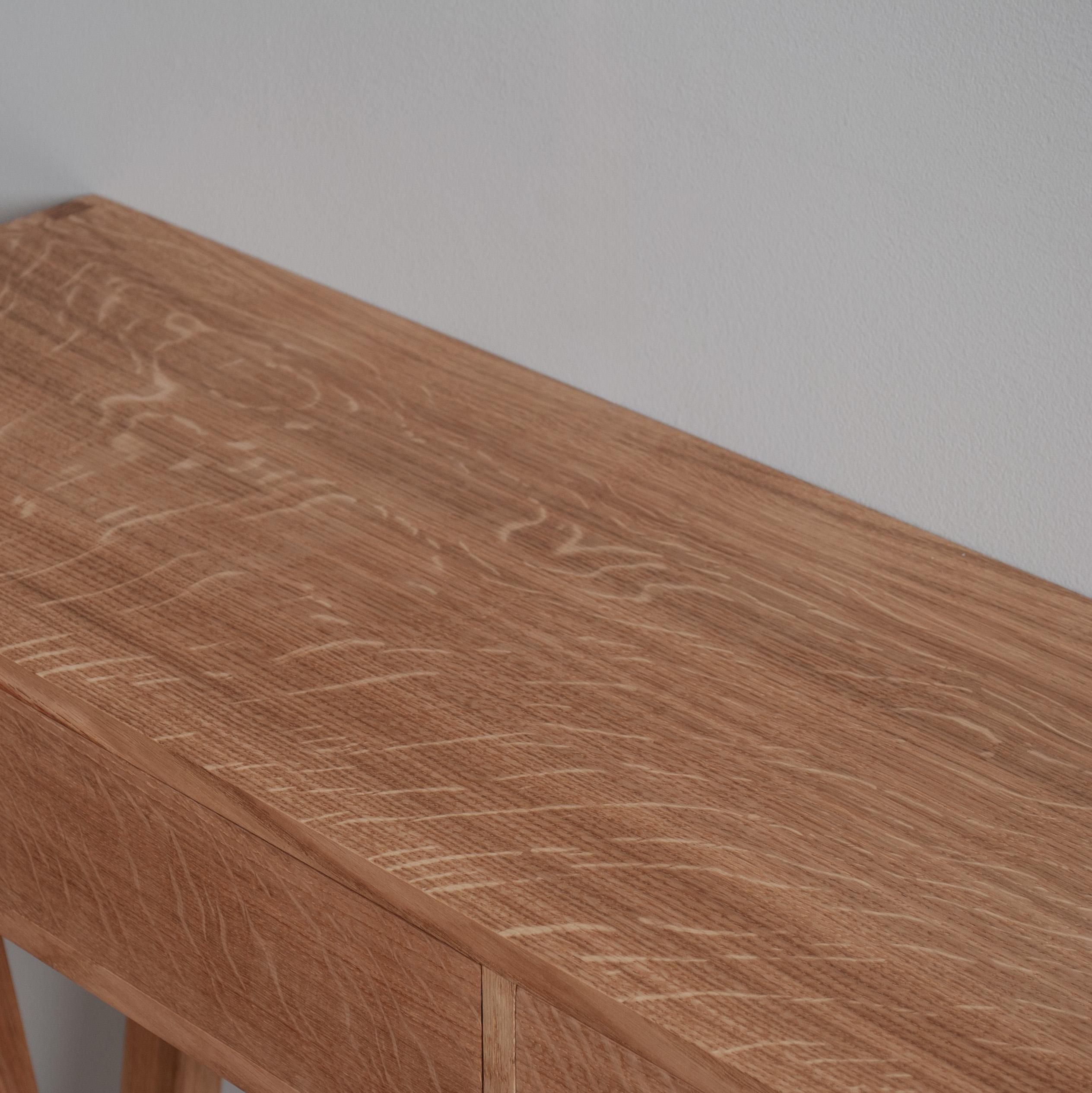 Handcrafted English Oak Console Table With Drawers & Mirror For Sale 5