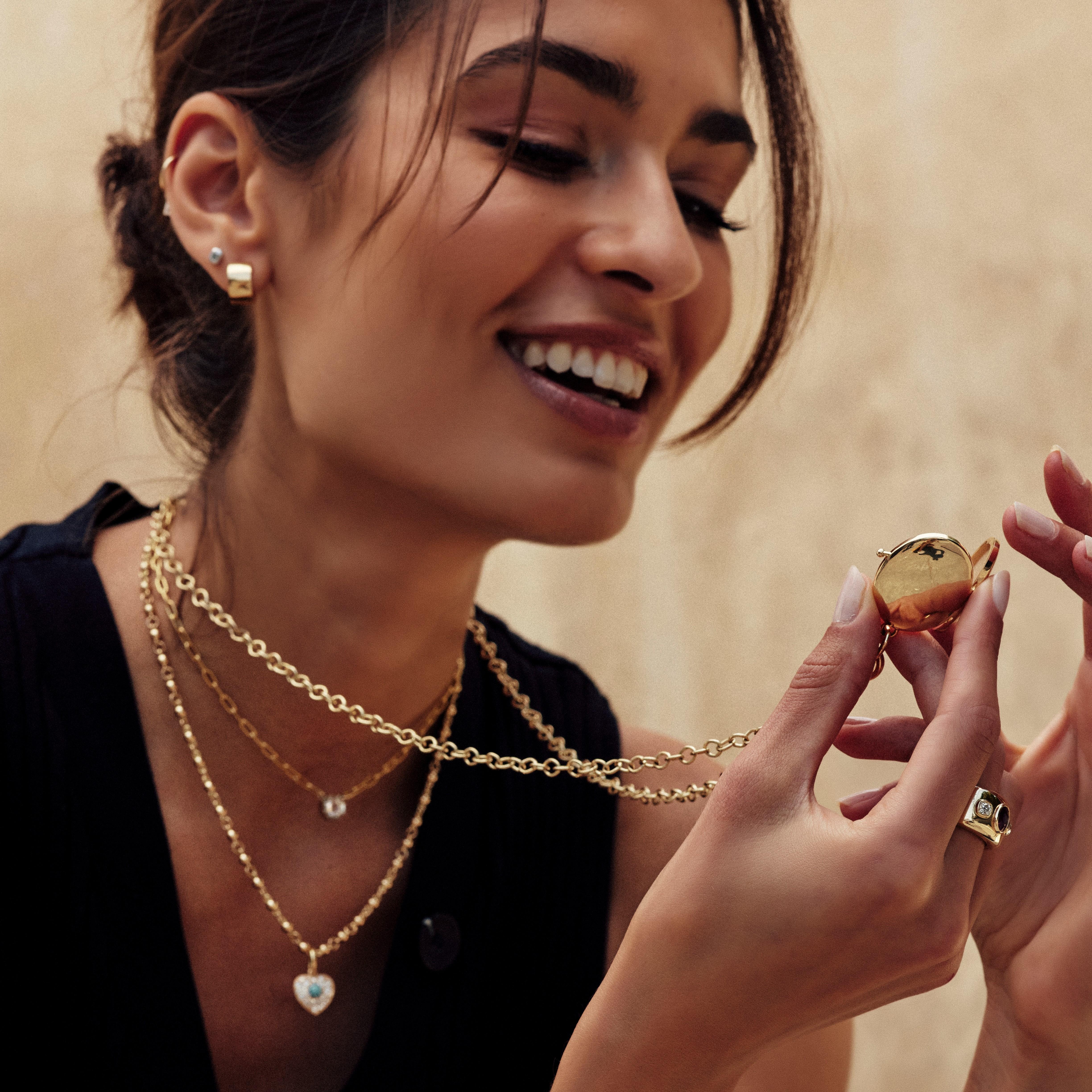 Handgefertigte Evren-Kette mit diamantbesetztem Verschluss von Single Stone im Angebot 1