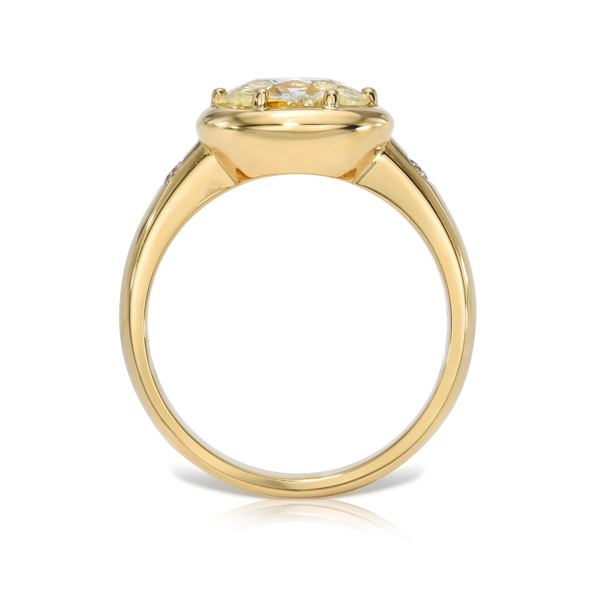 single stone oval engagement ring