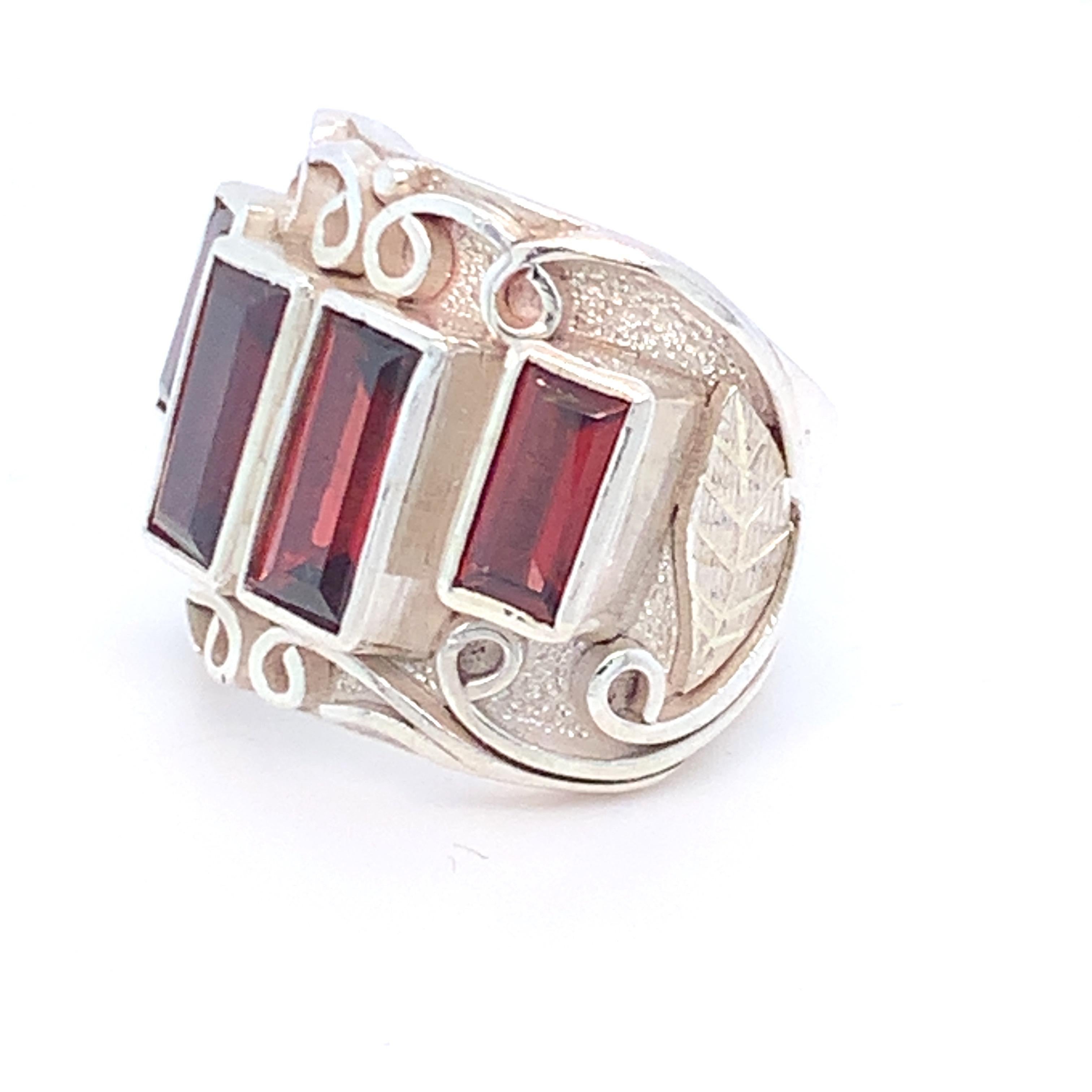 Women's Handcrafted Garnet One of a Kind Sterling Silver Cocktail Ring For Sale