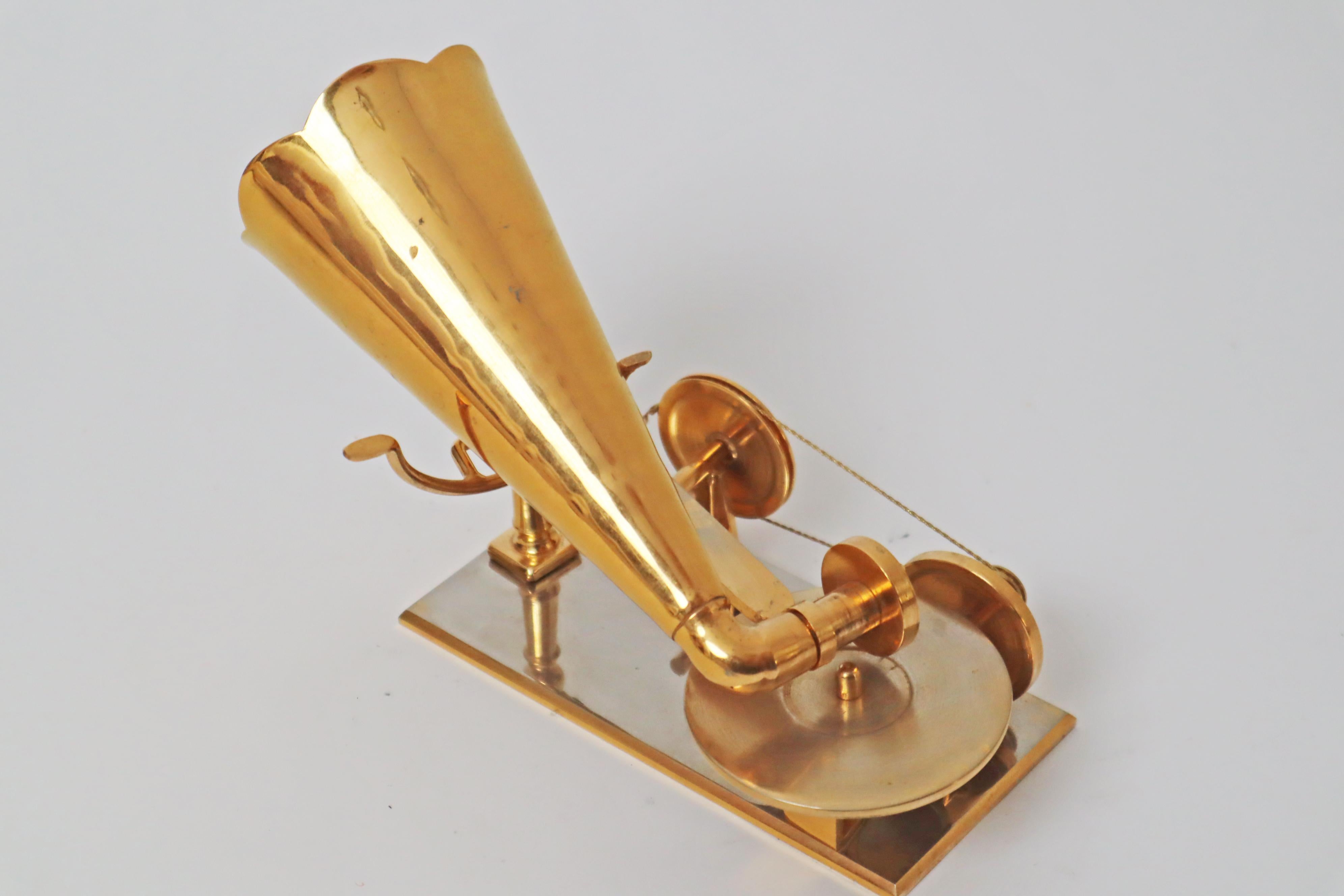Handcrafted Golden First Gramophone Model after Emil Berliner 1887, Germany For Sale 10