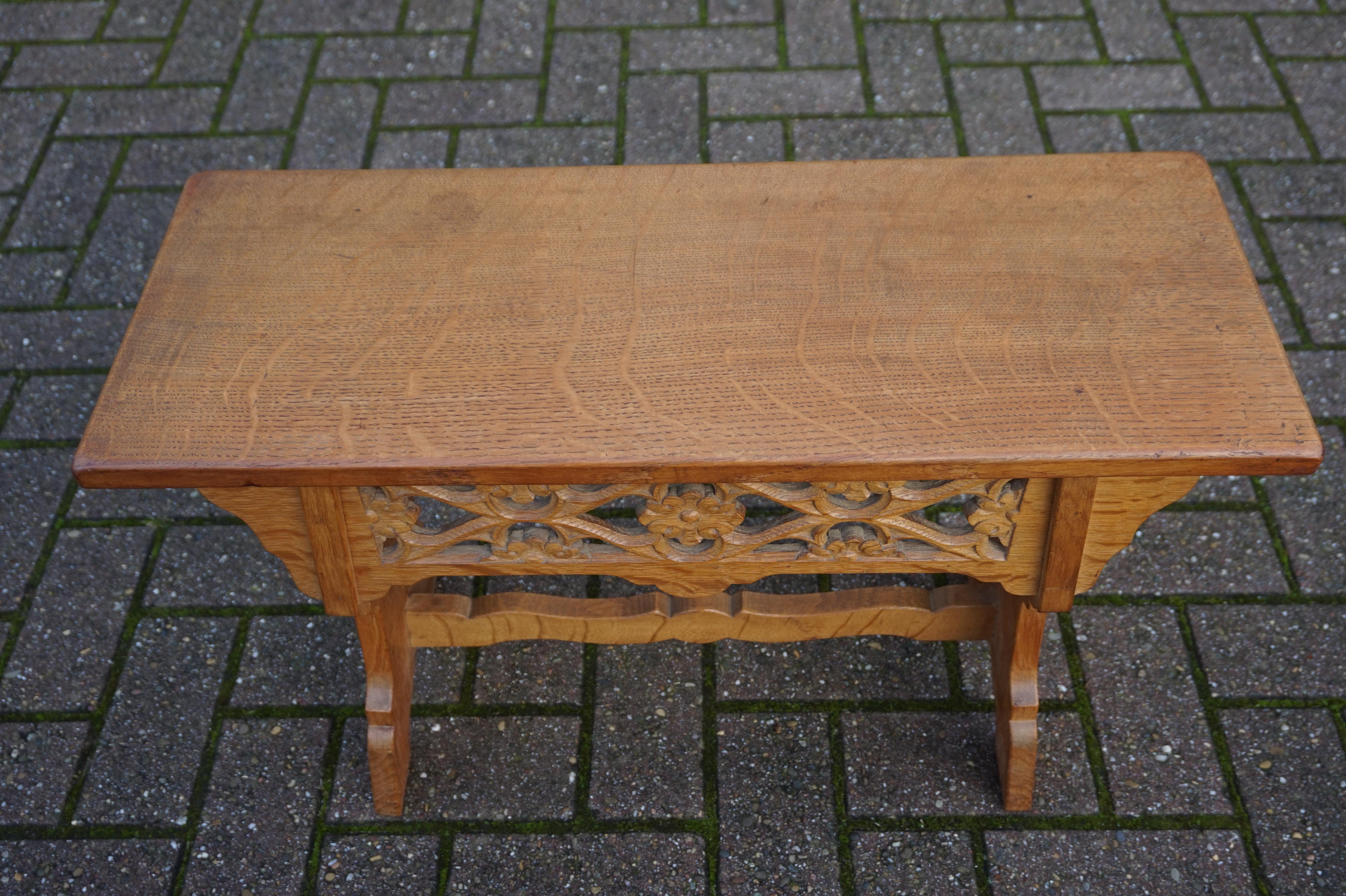 Dutch Handcrafted and Hand Carved Gothic Revival Hall Bench or Stool Made of Solid Oak For Sale