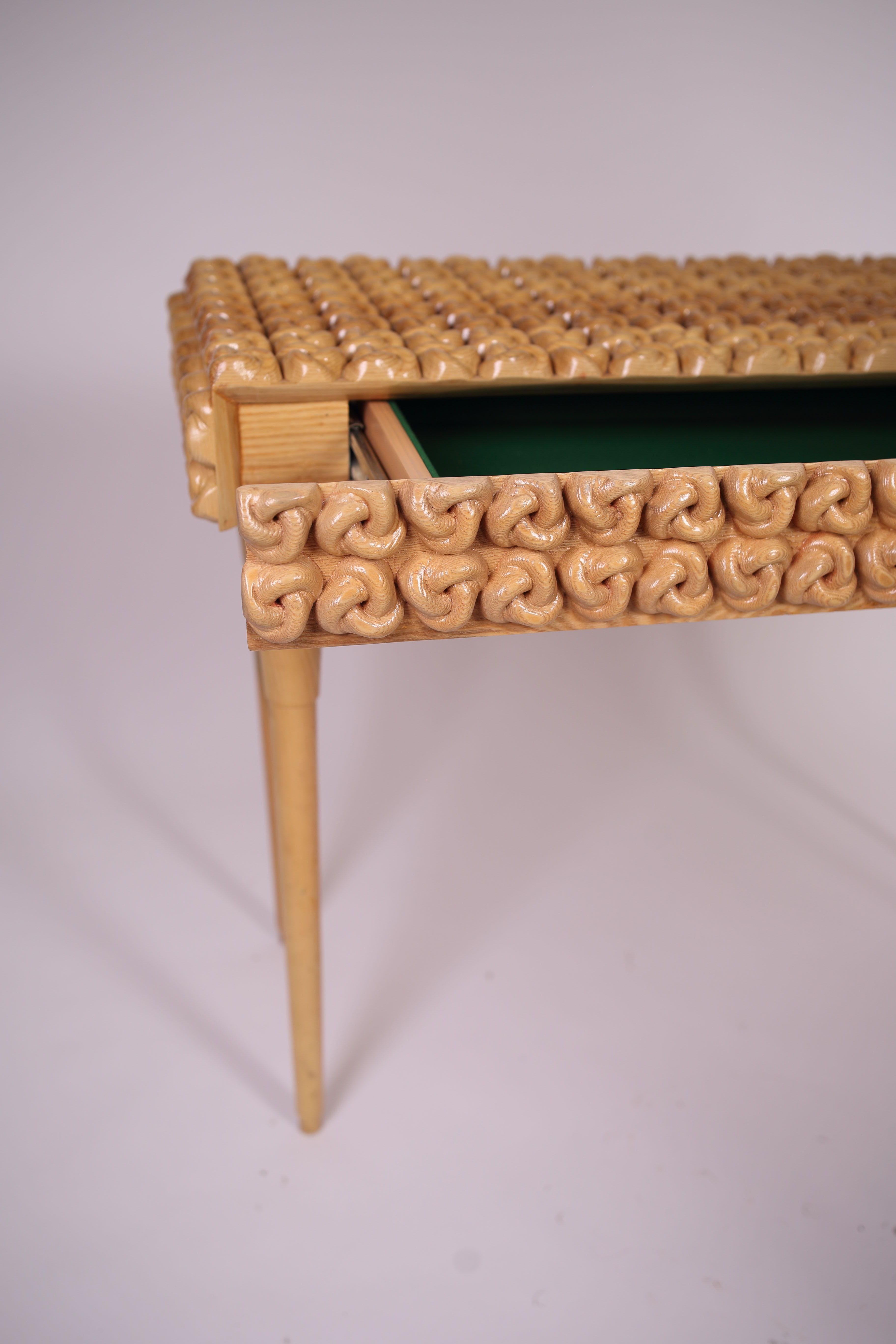 Handcrafted Solid Wood Console Table w/ Sculptural Knot - Modern Entryway Accent In New Condition For Sale In Mississauga, Ontario