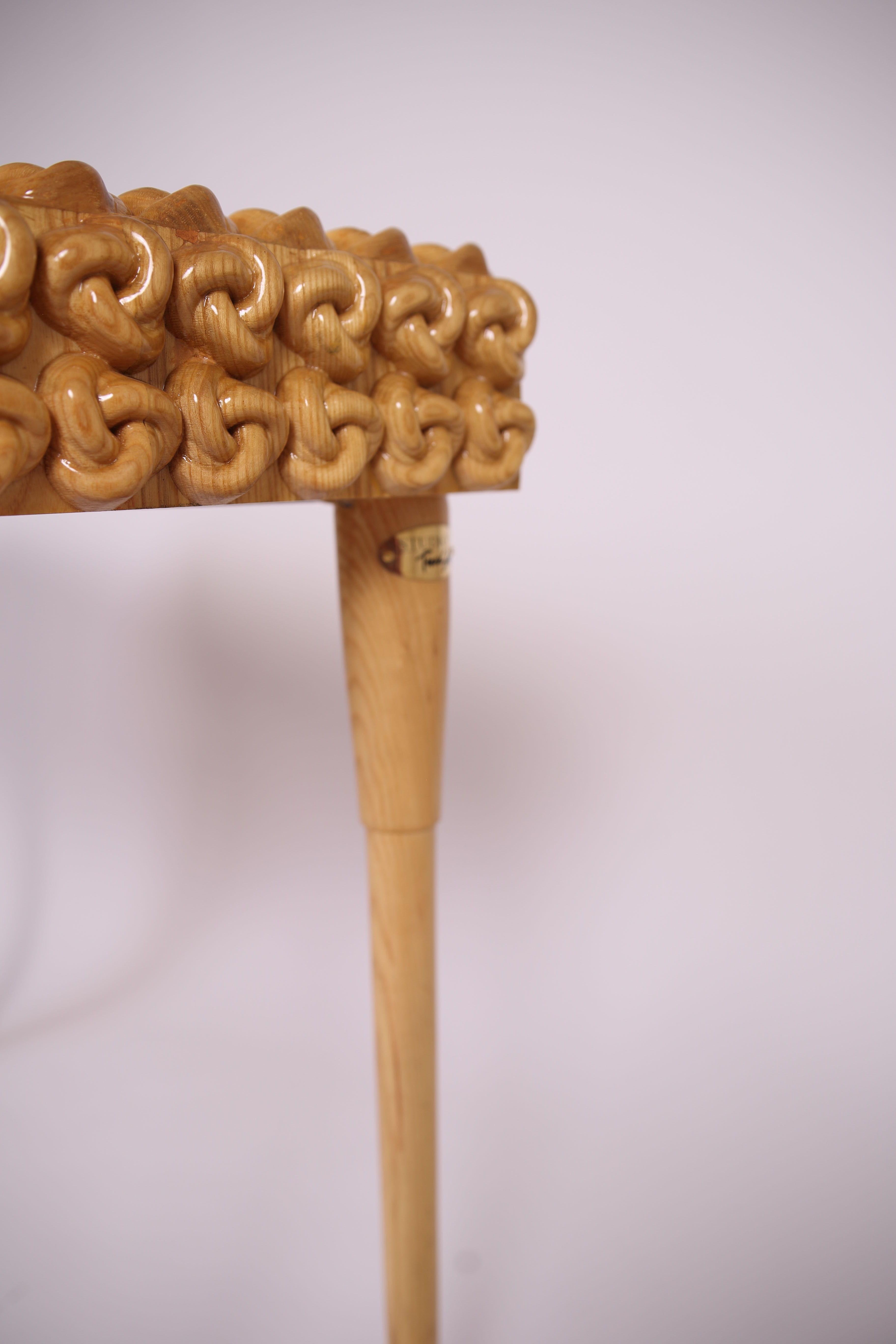Handcrafted Solid Wood Console Table w/ Sculptural Knot - Modern Entryway Accent For Sale 1