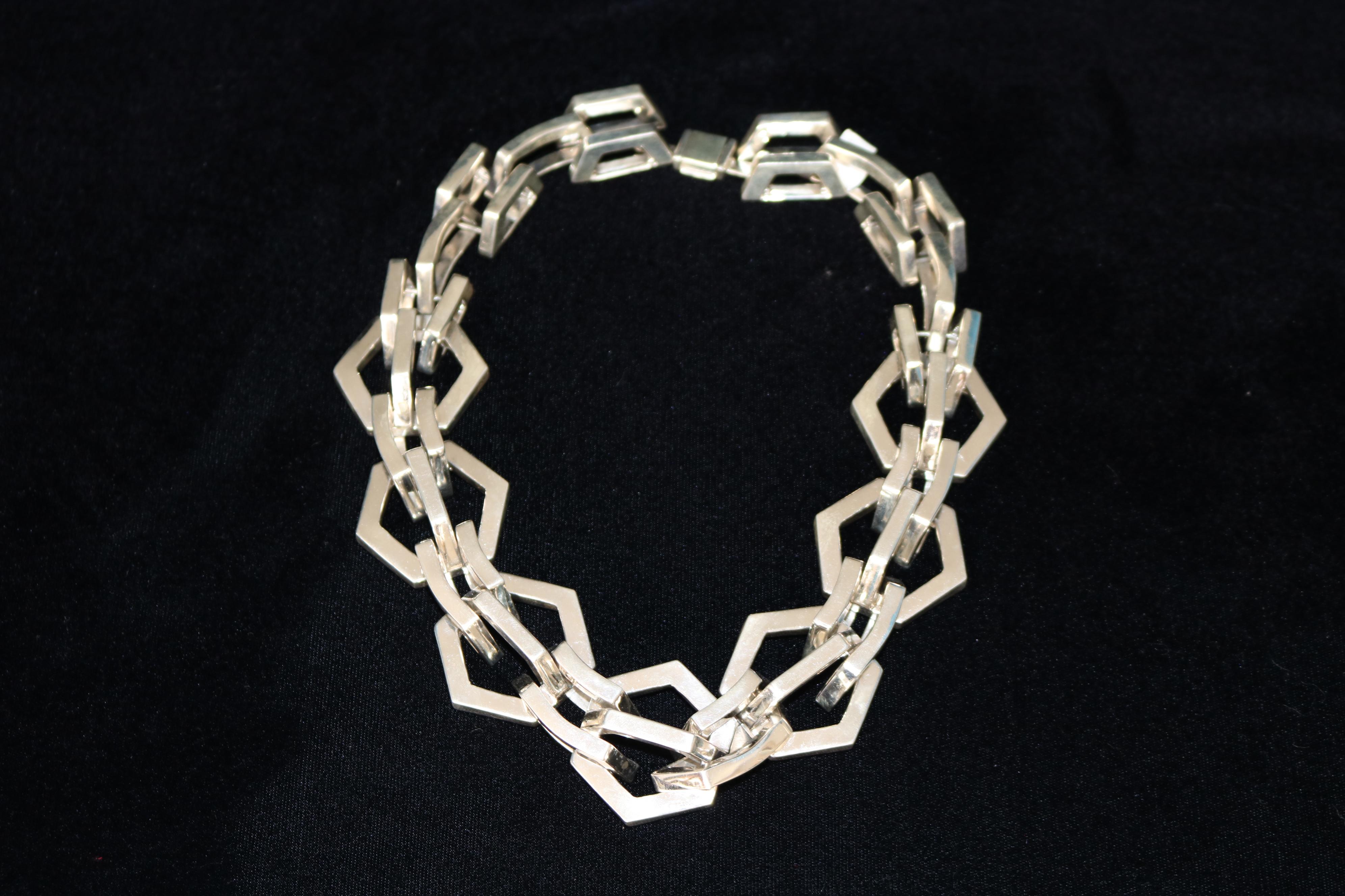 Modern Handcrafted Hexagonal 925 Silver Link Necklace For Sale