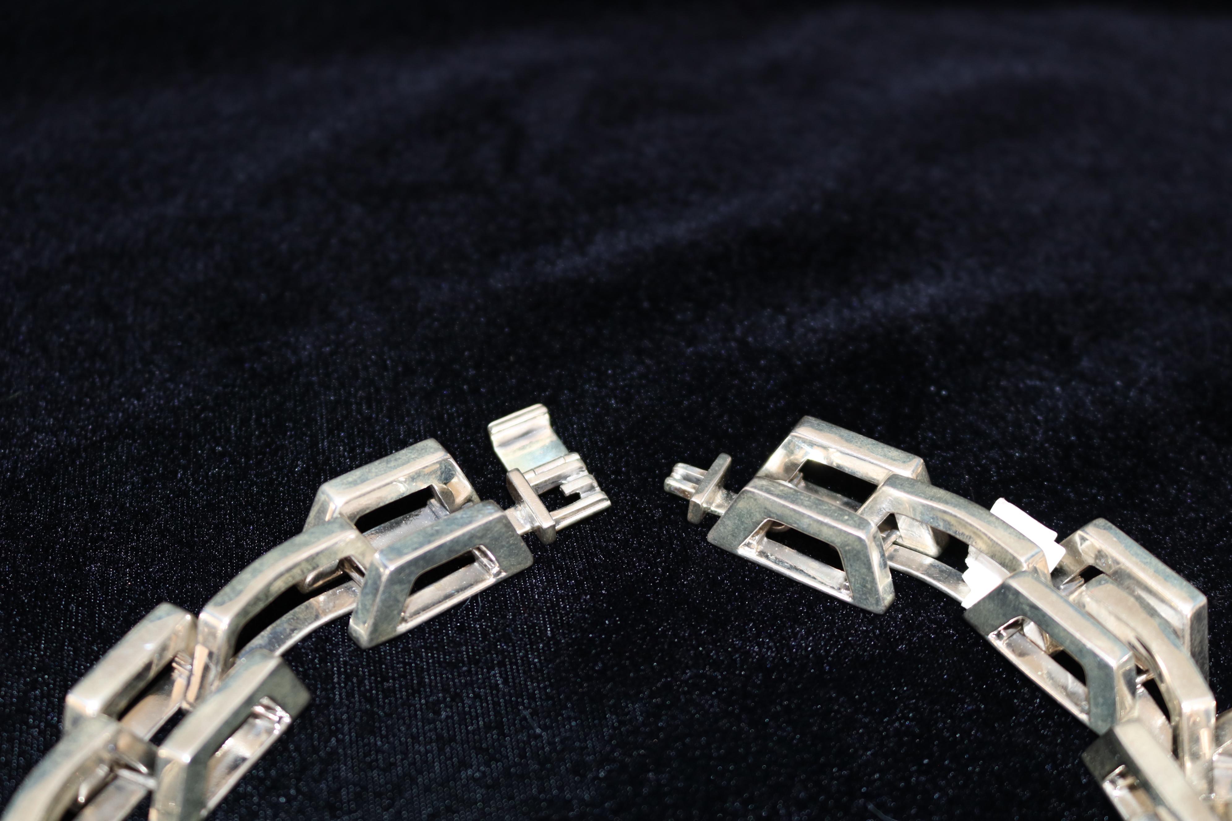 Handcrafted Hexagonal 925 Silver Link Necklace For Sale 1