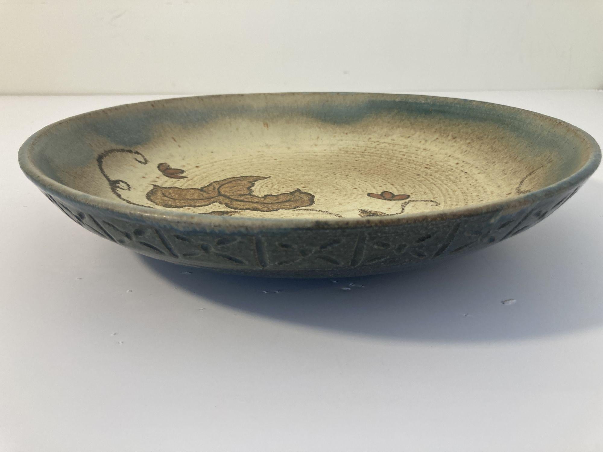 Handcrafted Japanese Ceramic Bowl Signed Jin Kobayashi For Sale 4