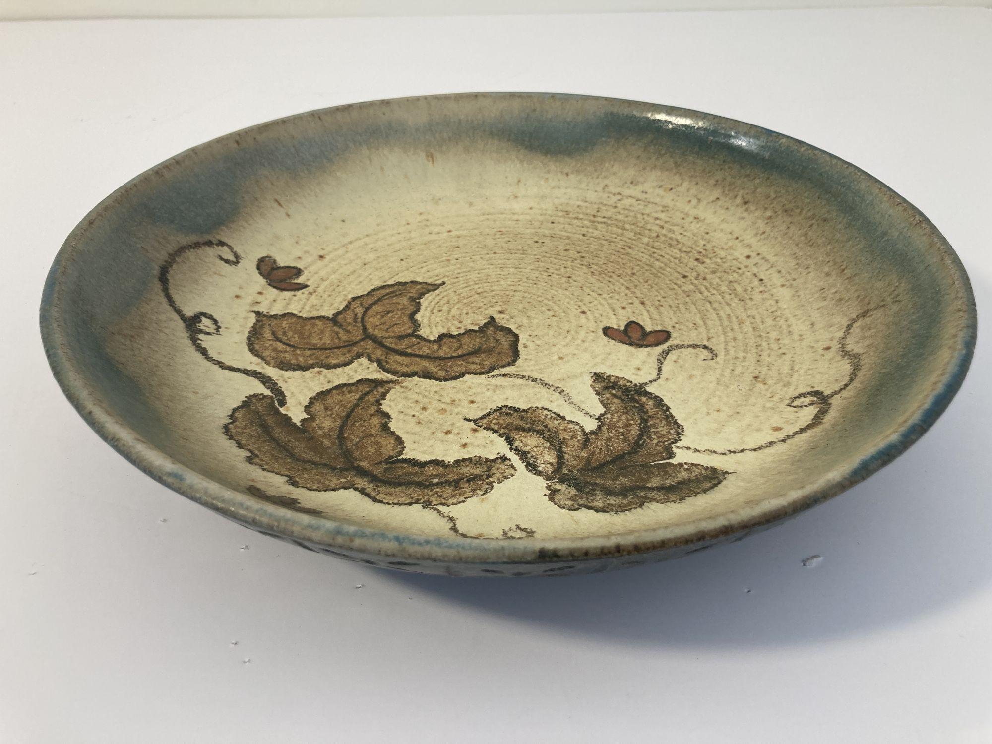 Handcrafted Japanese Ceramic Bowl Signed Jin Kobayashi For Sale 5