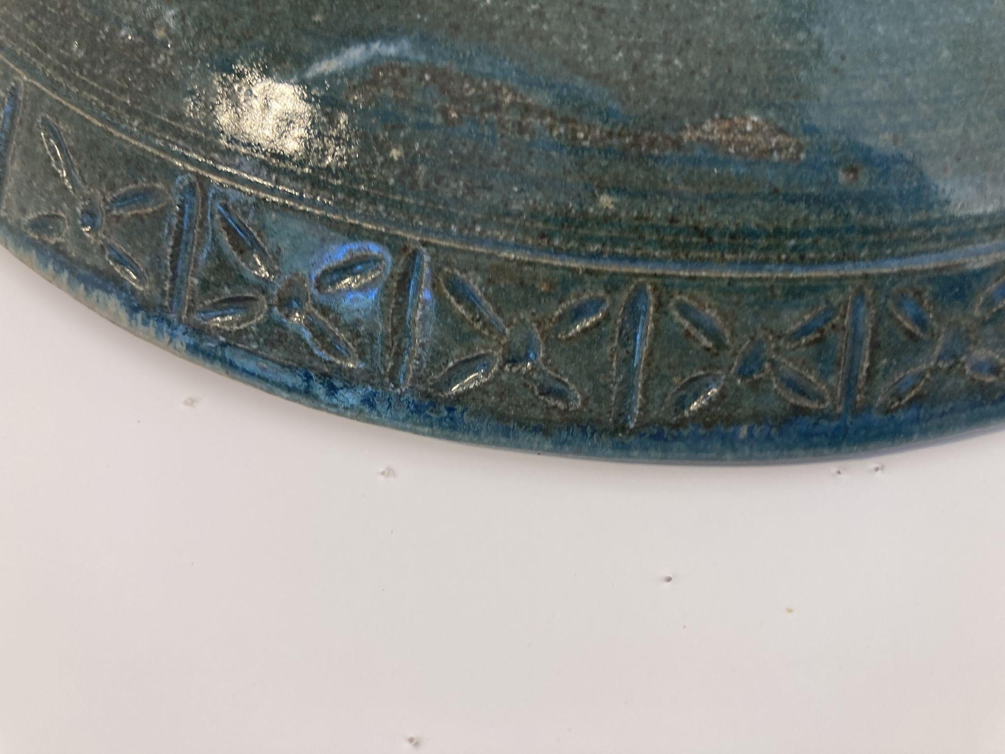 Intagliato a mano Ciotola artigianale in ceramica giapponese firmata Jin Kobayashi in vendita