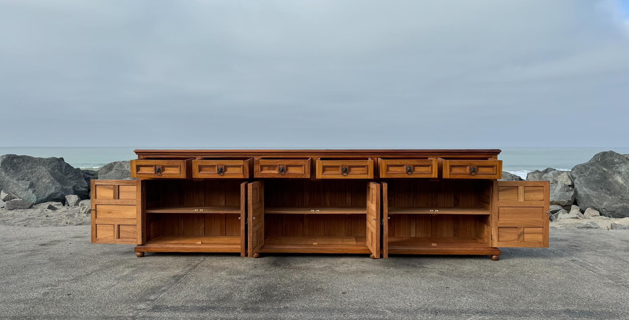 Handcrafted Large Scale Spanish Colonial Mahogany Credenza, Mexico, c.1970 4