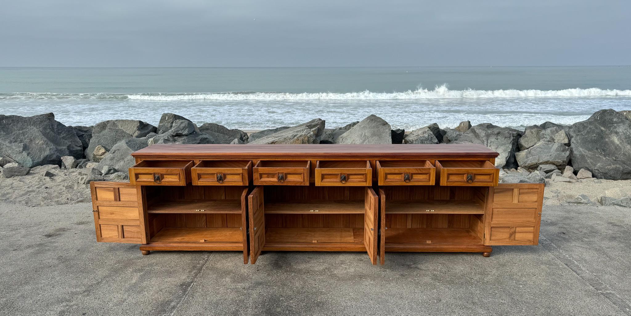 Handcrafted Large Scale Spanish Colonial Mahogany Credenza, Mexico, c.1970 14