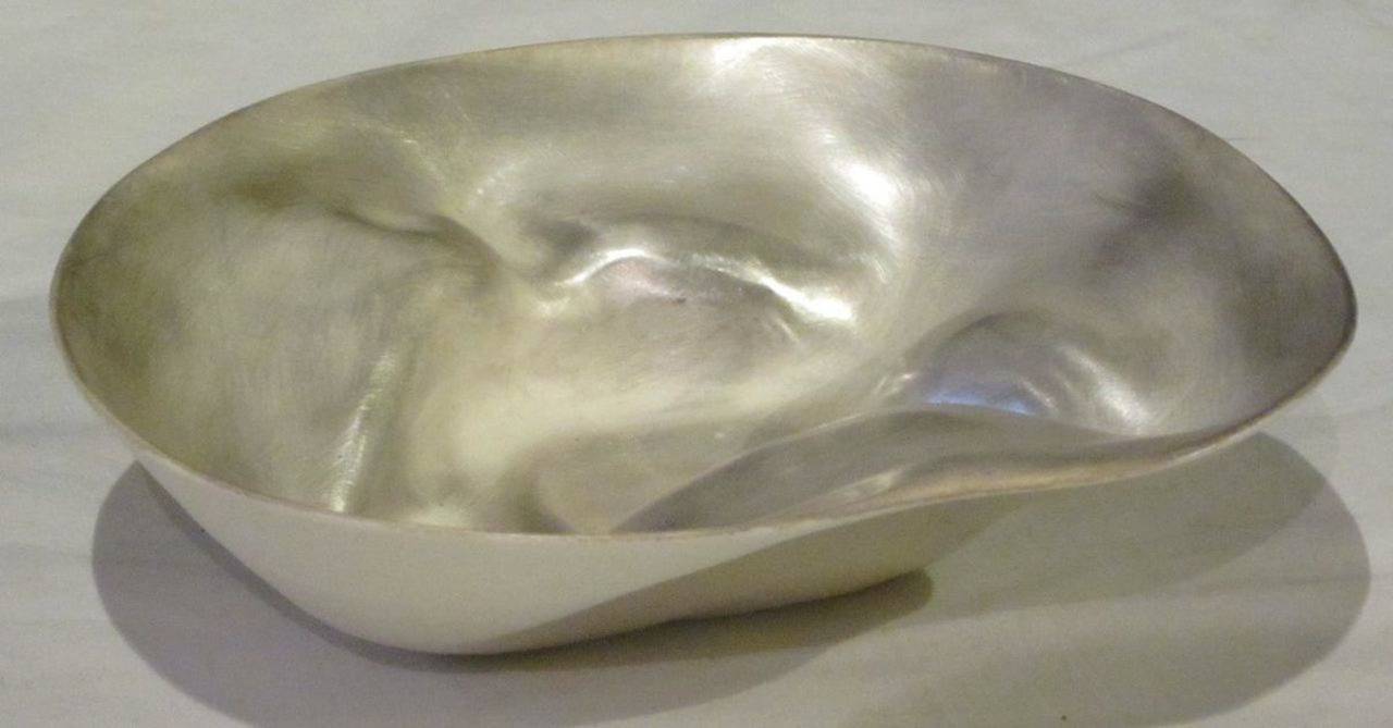 Silver Leaf Large Porcelain Bowl, Italy, Contemporary In New Condition For Sale In New York, NY
