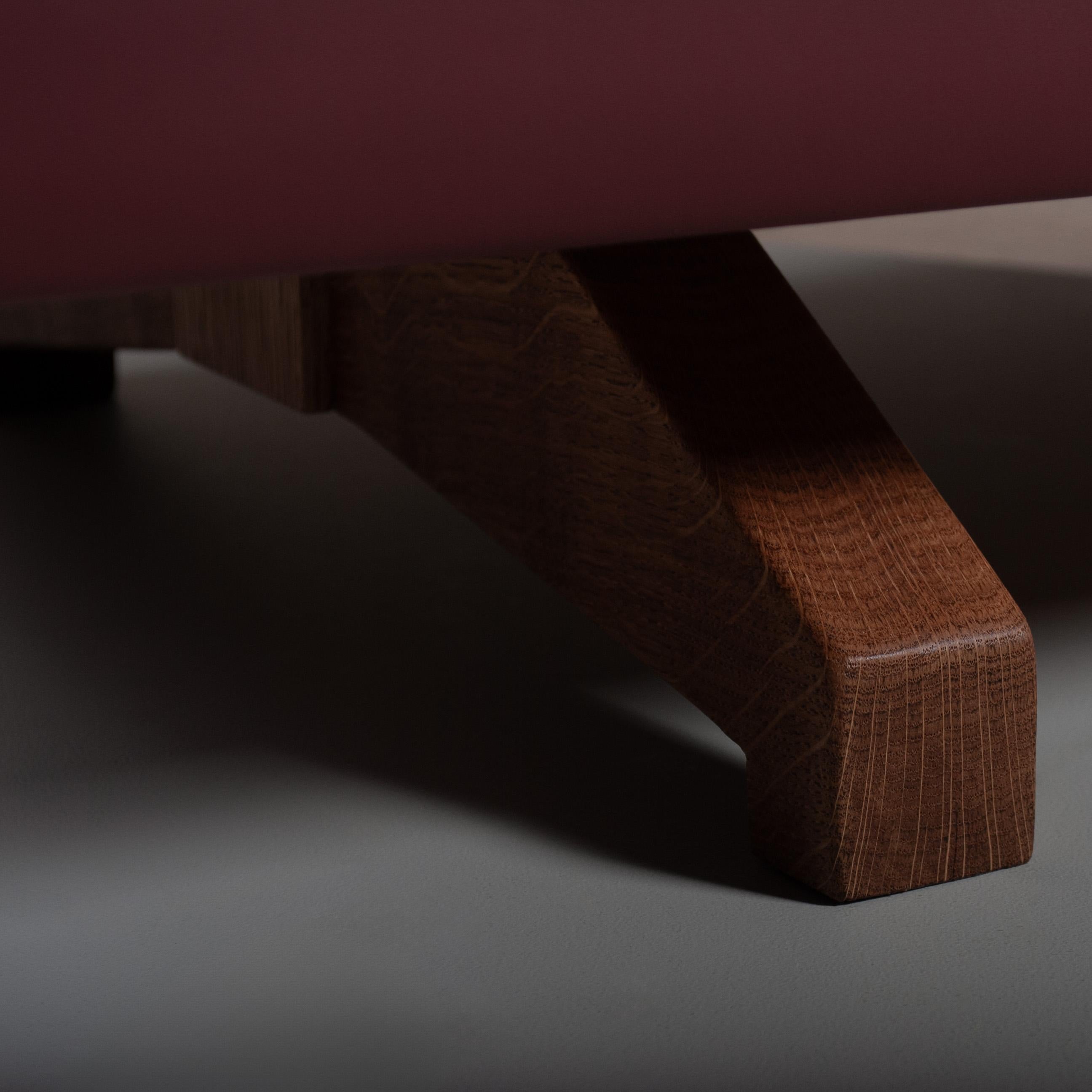 XXI secolo e contemporaneo Letto da giorno artigianale in pelle e Oak in vendita